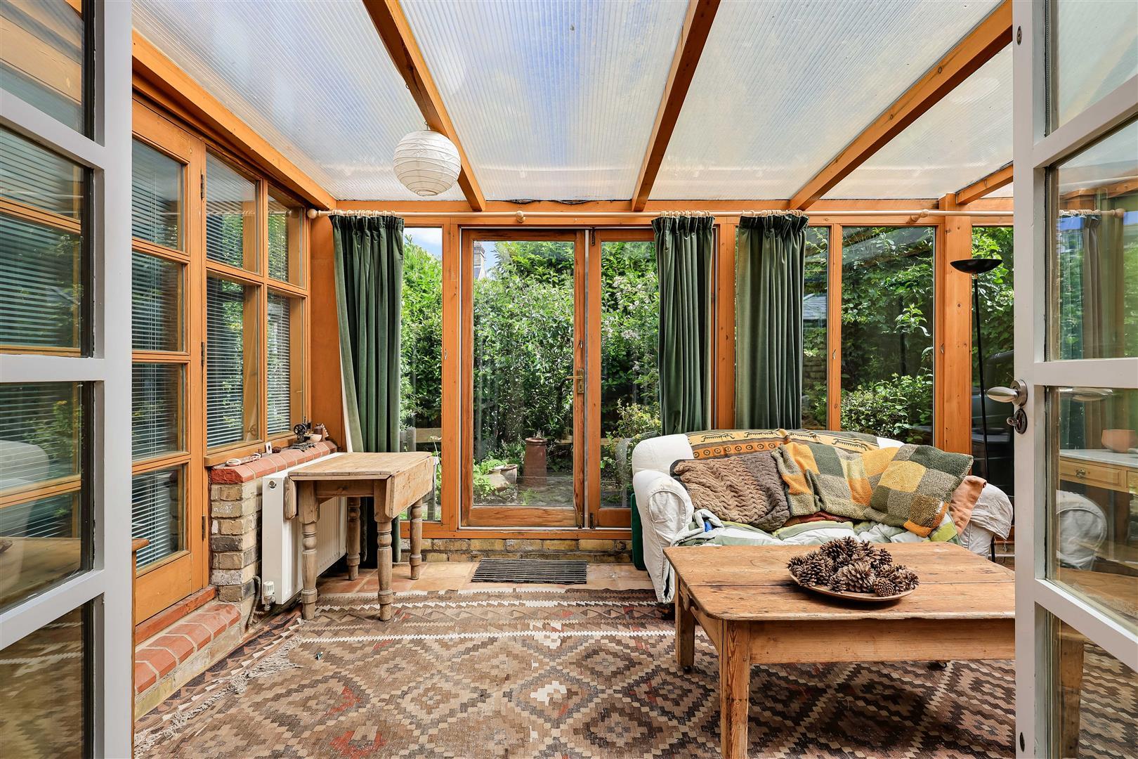 Property Image e26b6a90-07d9-4348-9cee-de0239fb468d