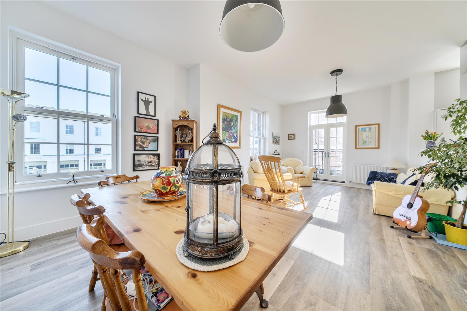 Property Image e2728f0a-0ebc-43b7-be68-7d2b3645c64c