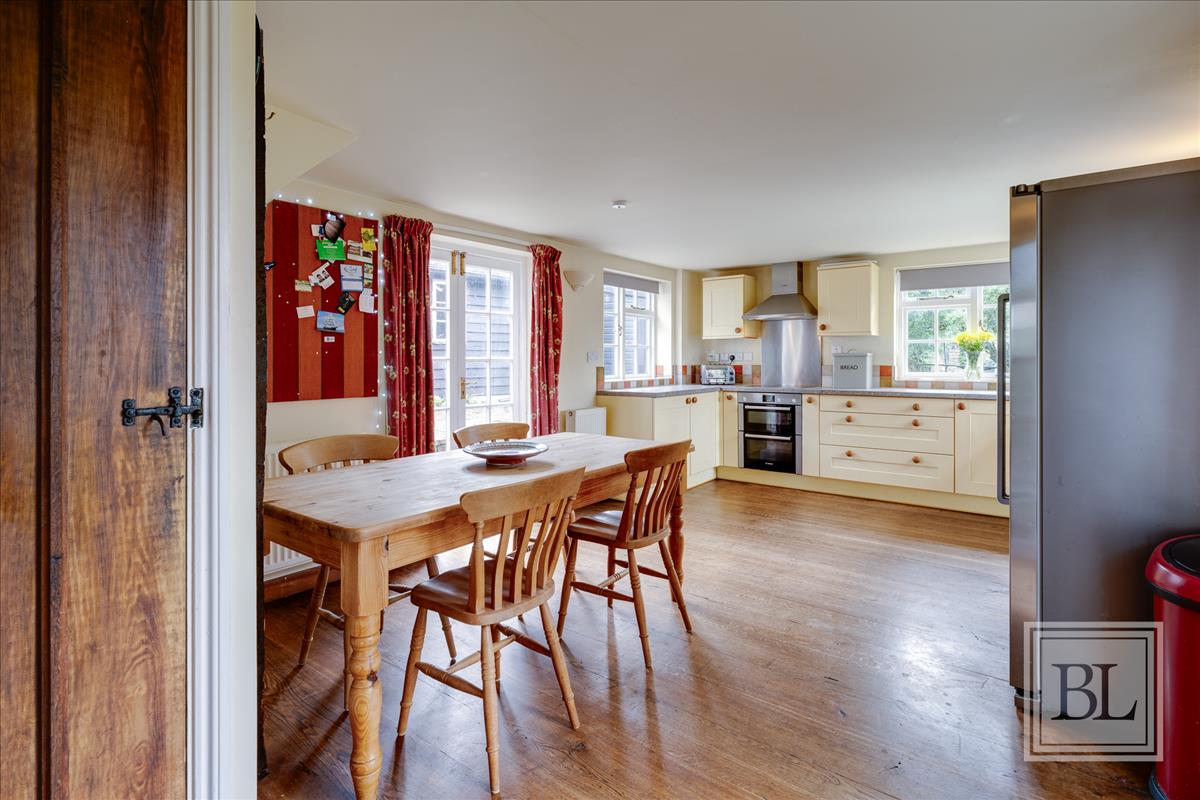 Property Image e2772a1b-7991-4145-b1c9-793eb9e4734a