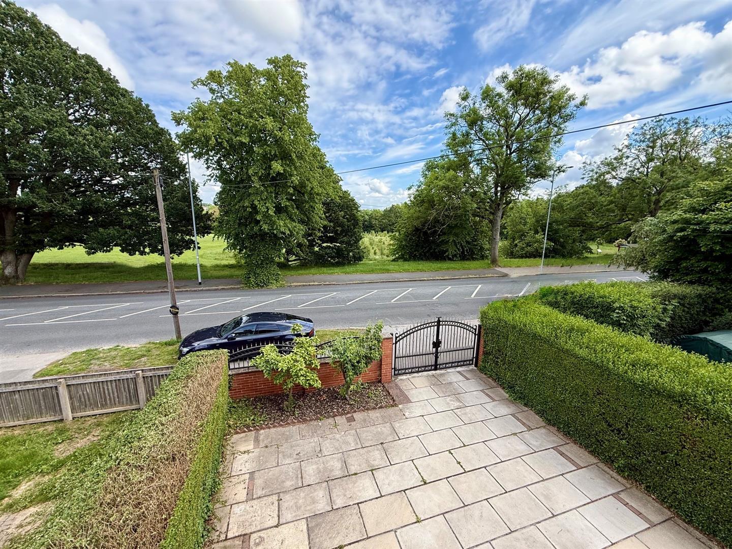 Property Image e27cbe99-5c27-4be2-a6a4-d491ee00f11e