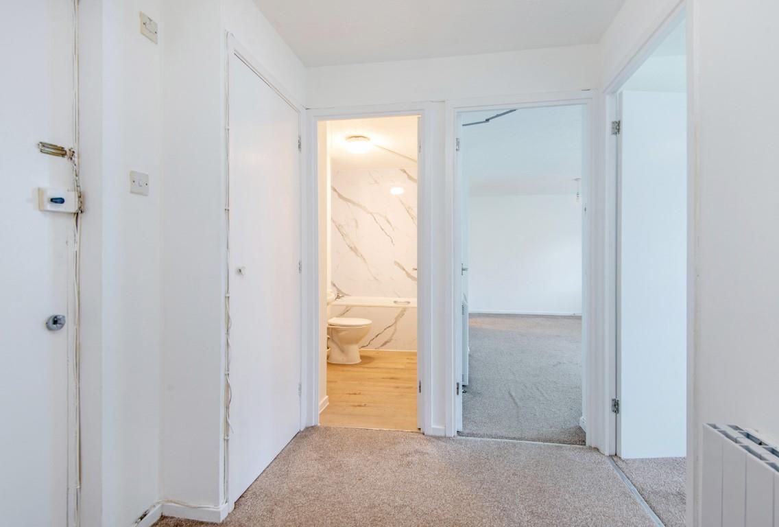 Property Image e27f53b0-da48-42d5-af80-15a32c05ea5a