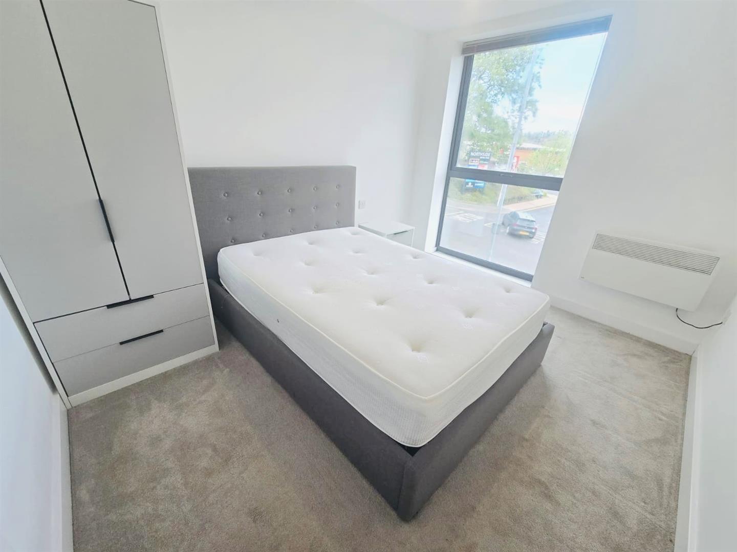 Property Image e2812445-e31e-493e-b89d-1a32b46ac859