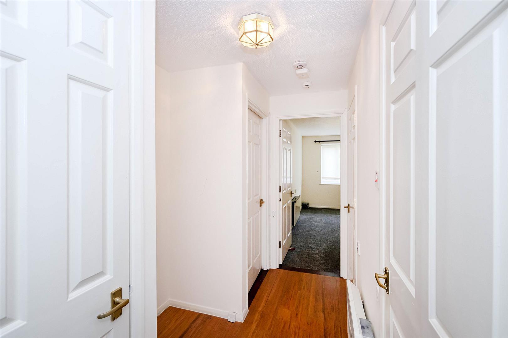 Property Image e2857df8-e06e-4f1e-aa3a-1914a3724bf2