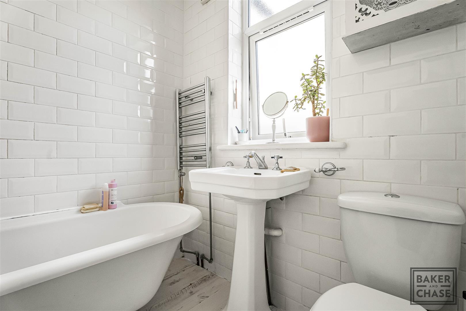 Property Image e2963cb3-59be-4cbe-bfde-d376b793086f