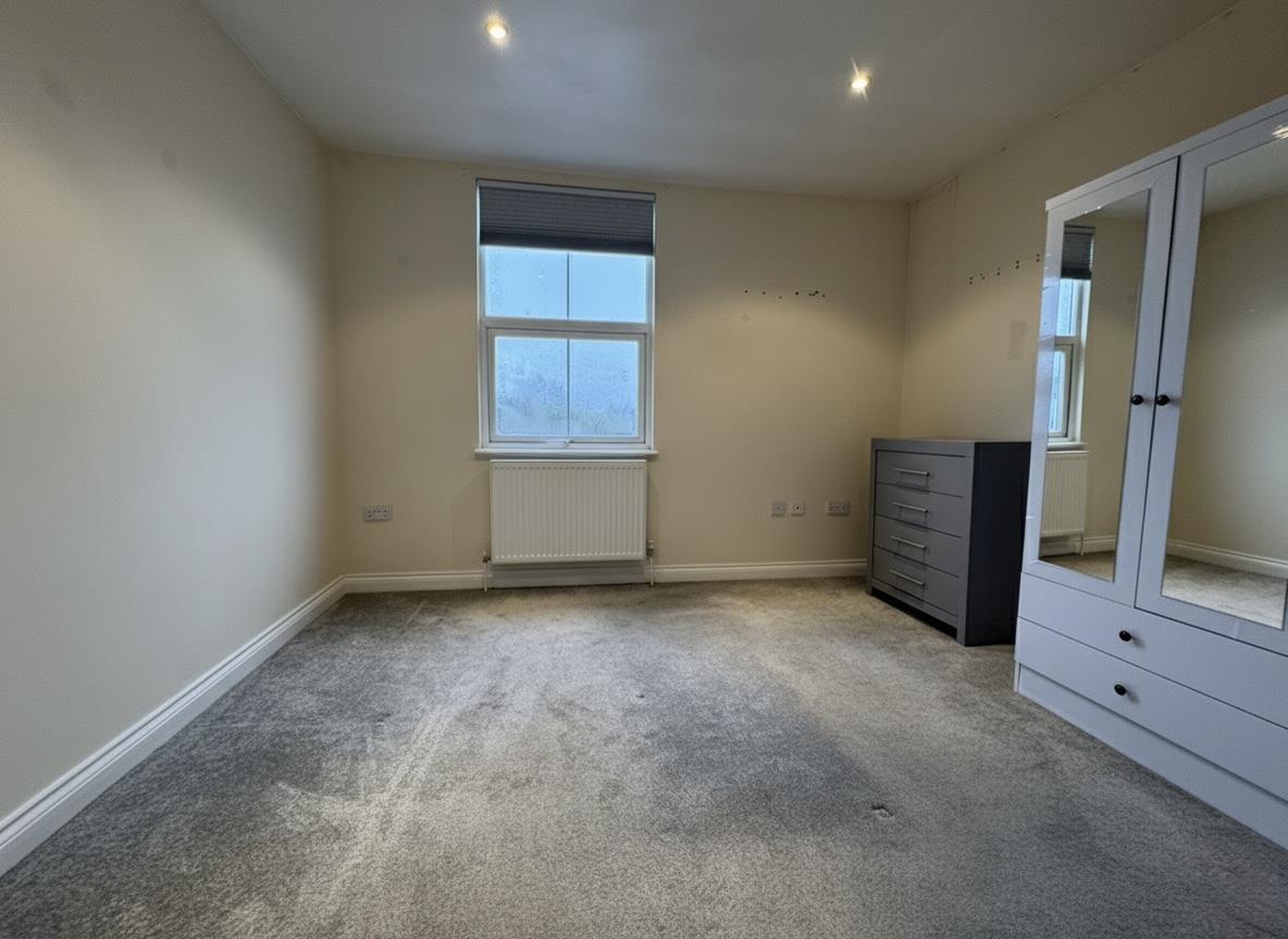 Property Image e2977519-5d69-48d8-9833-cb742b2e7806
