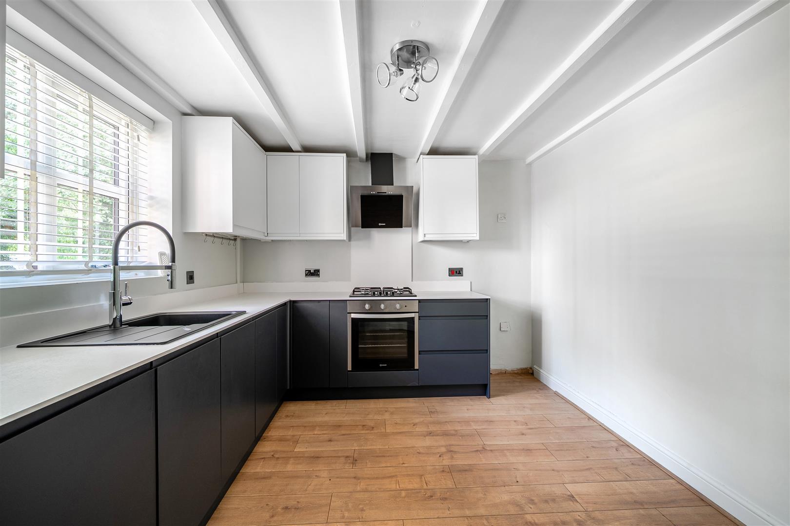 Property Image e29ece9a-6e05-4e37-8f52-373f084356fa