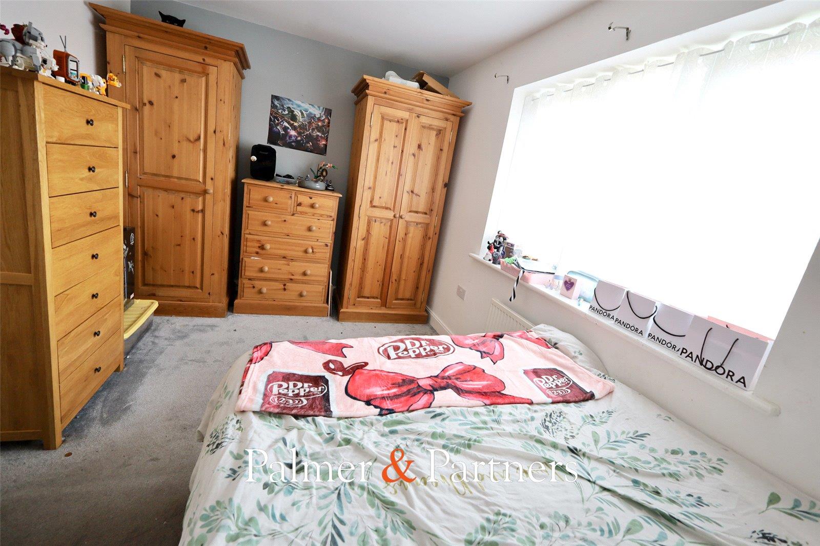 Property Image e2a0a189-98c7-41d3-a48f-c8d28b60d99b