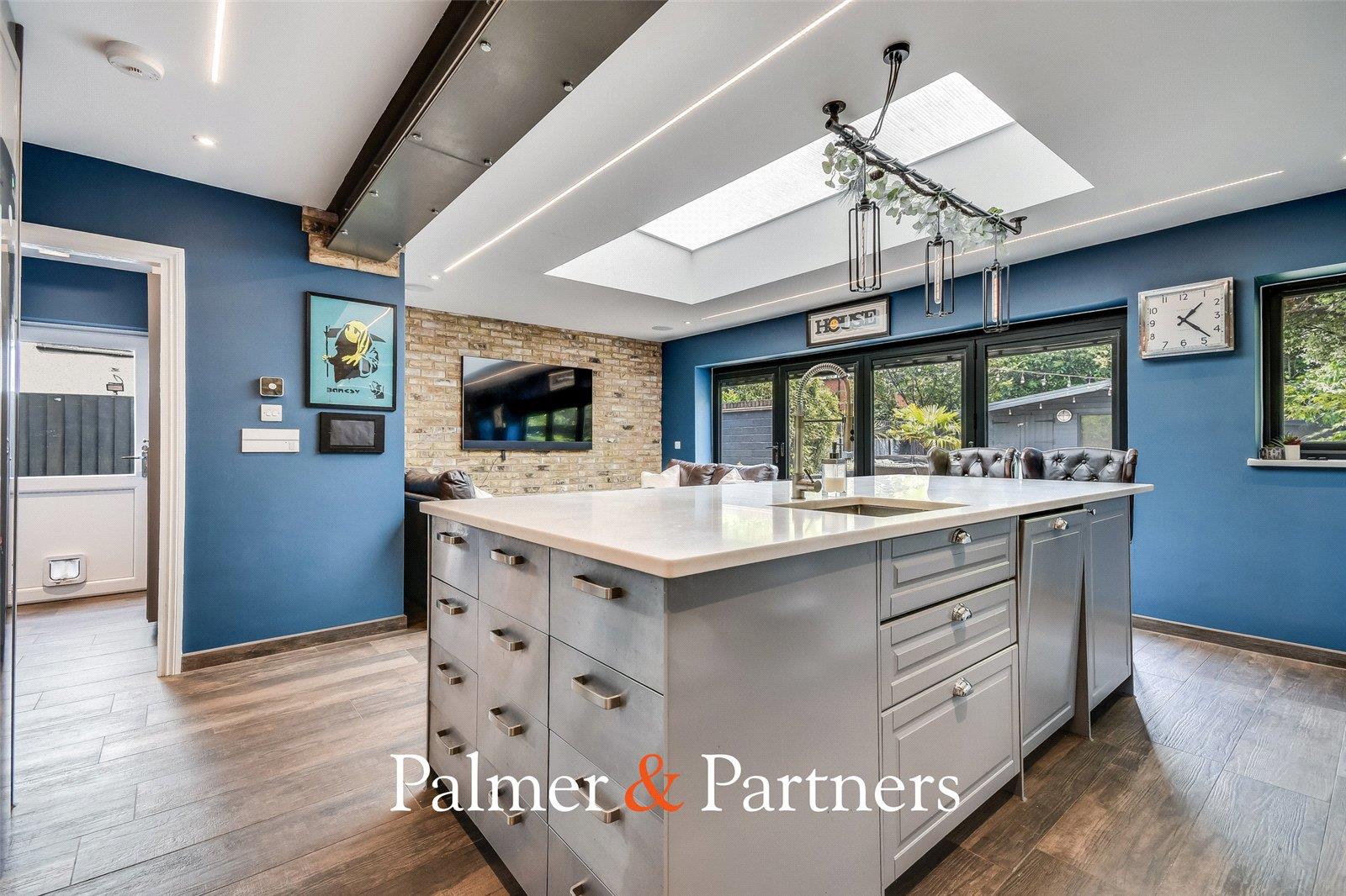 Property Image e2a6cacf-27df-4720-874d-28a535ed465d