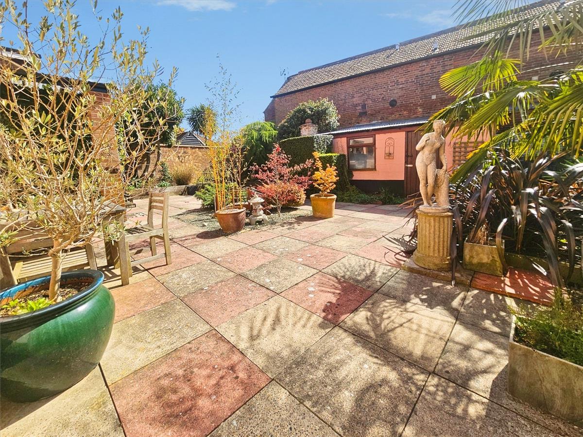 Property Image e2a76c3f-a41e-4833-94a0-6c27b1647609