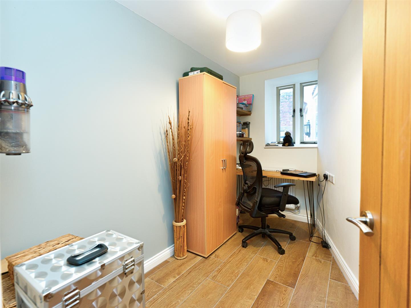 Property Image e2af6e66-d7e5-4050-8957-9067b7346405