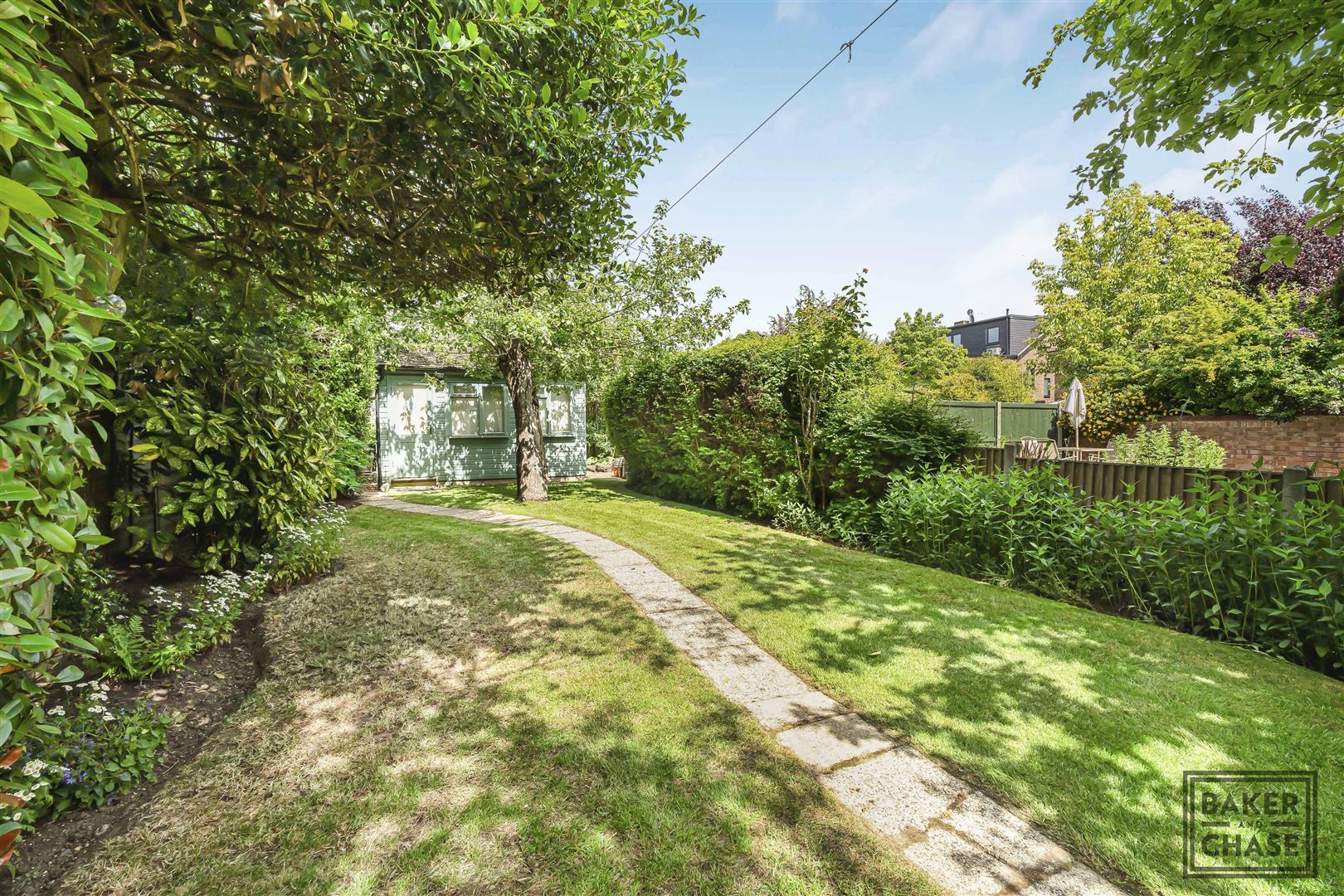 Property Image e2bd2770-604f-4ad3-bb3c-f4a335744c72