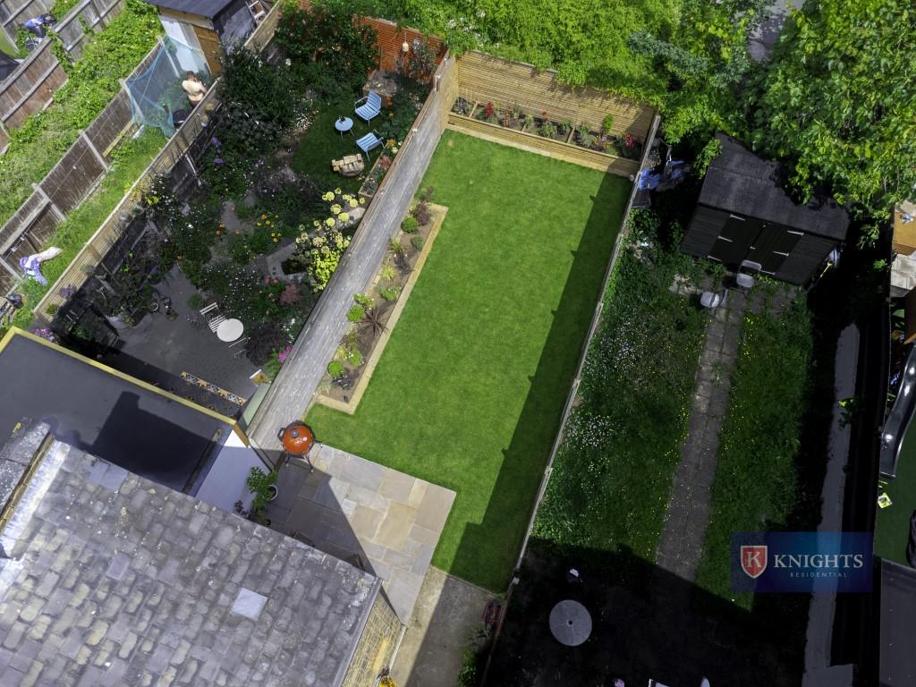 Property Image e2bf87c7-bf27-4c59-8911-0c032895475f