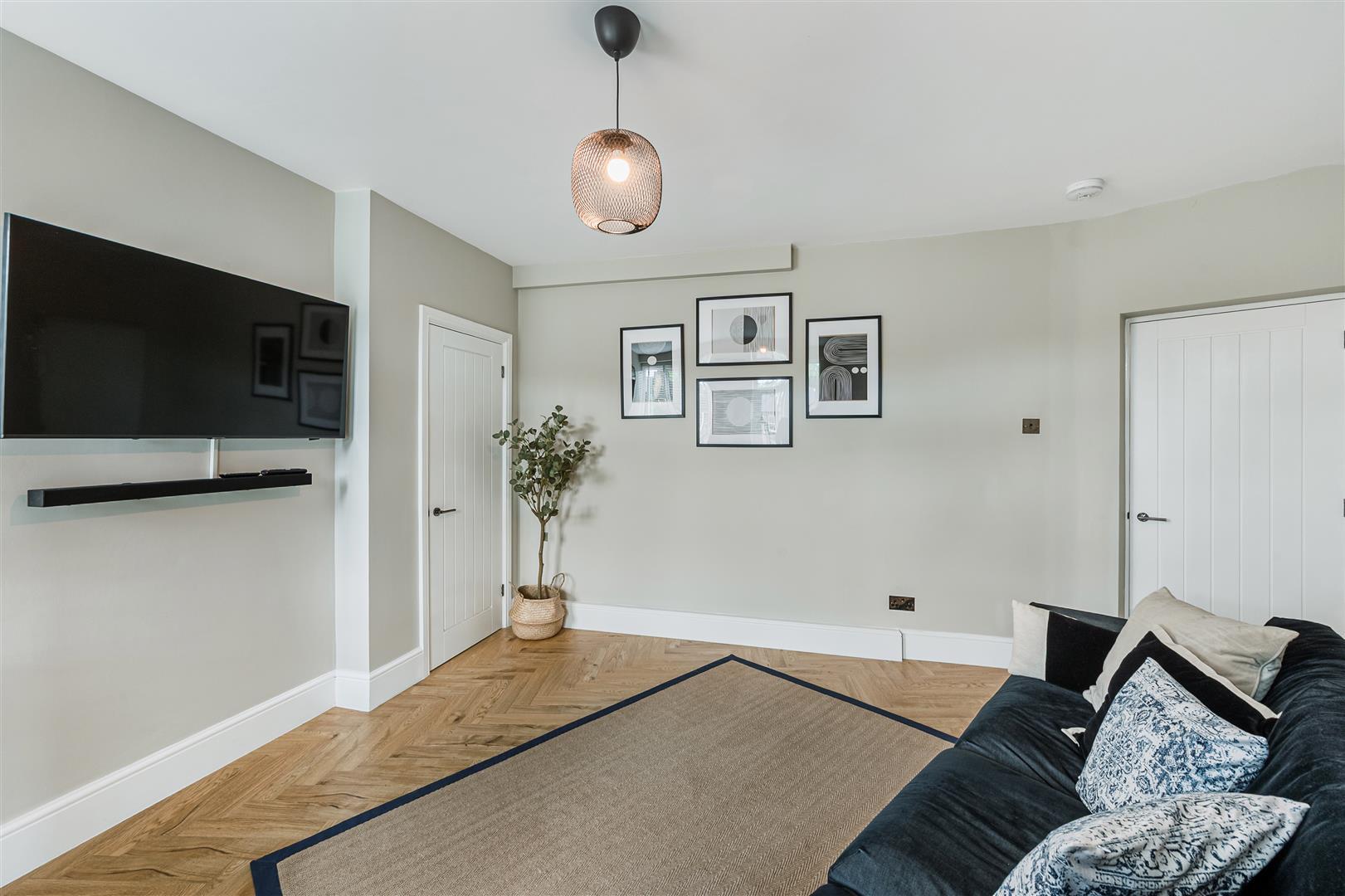 Property Image e2c5d3c0-d27b-4084-9f1f-21dc4129f6ee