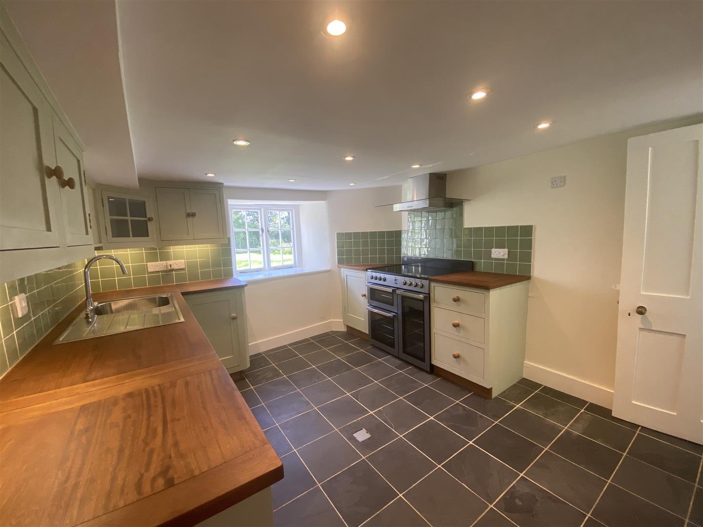 Property Image e2c6c94b-3858-432e-ae71-d1213f88d3a2