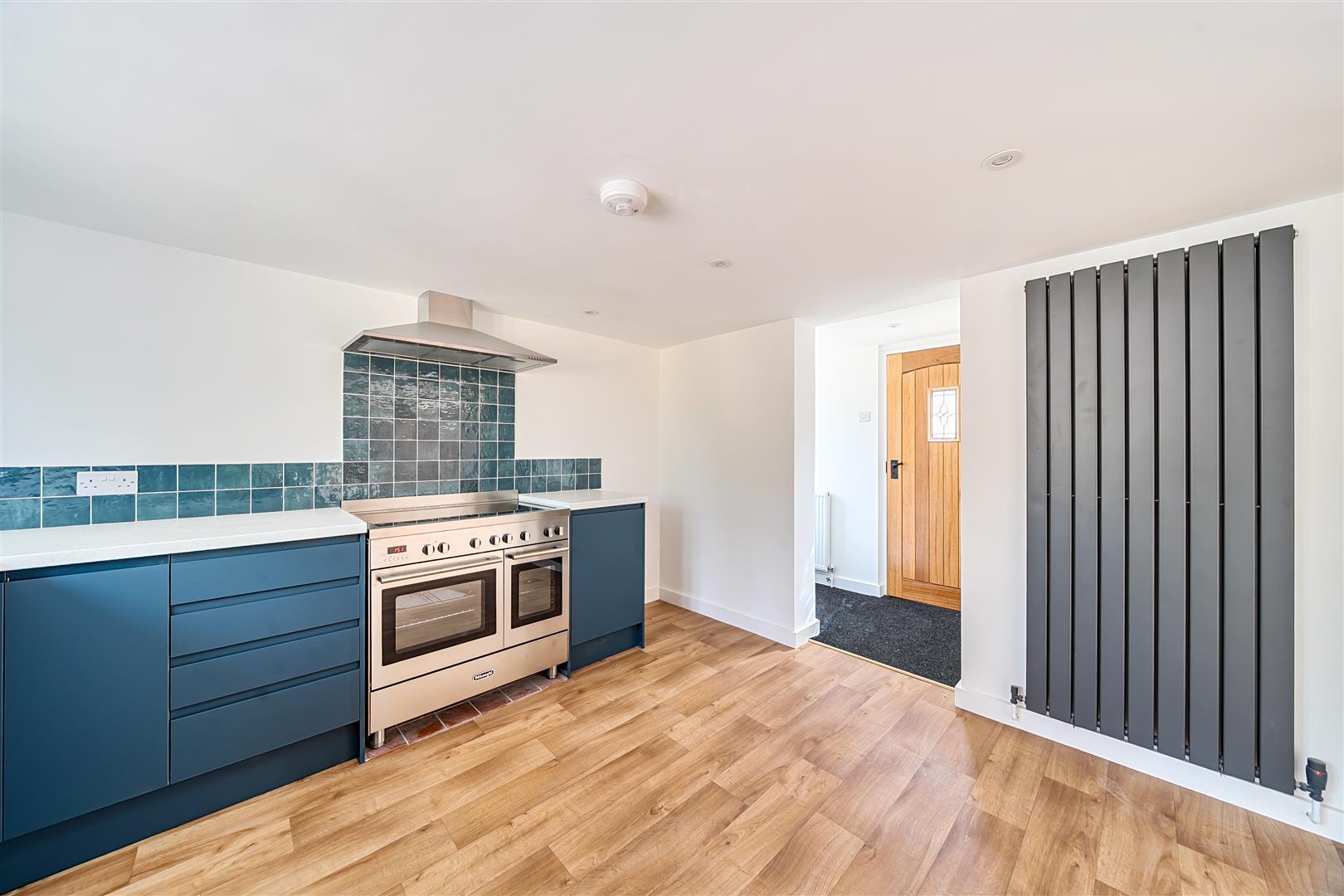 Property Image e2d7bee7-a3c5-4efe-b71c-954b63819993