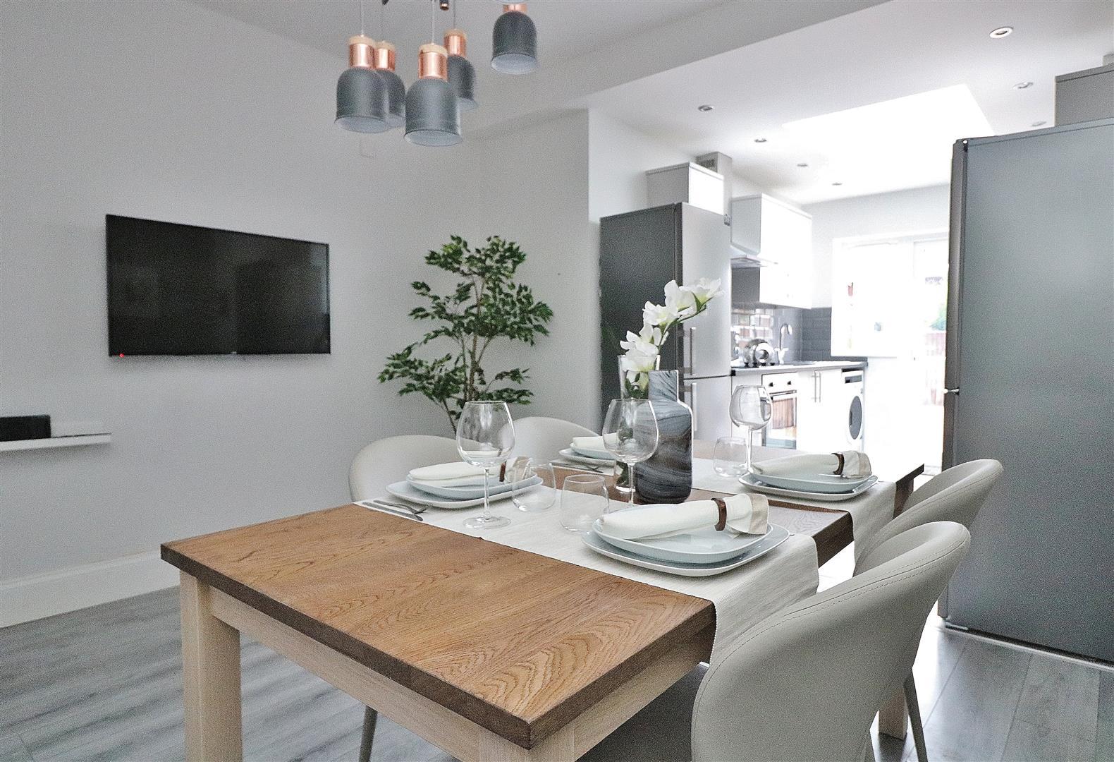 Property Image e2da0da4-6564-4d9b-a347-1b82b0c05c80
