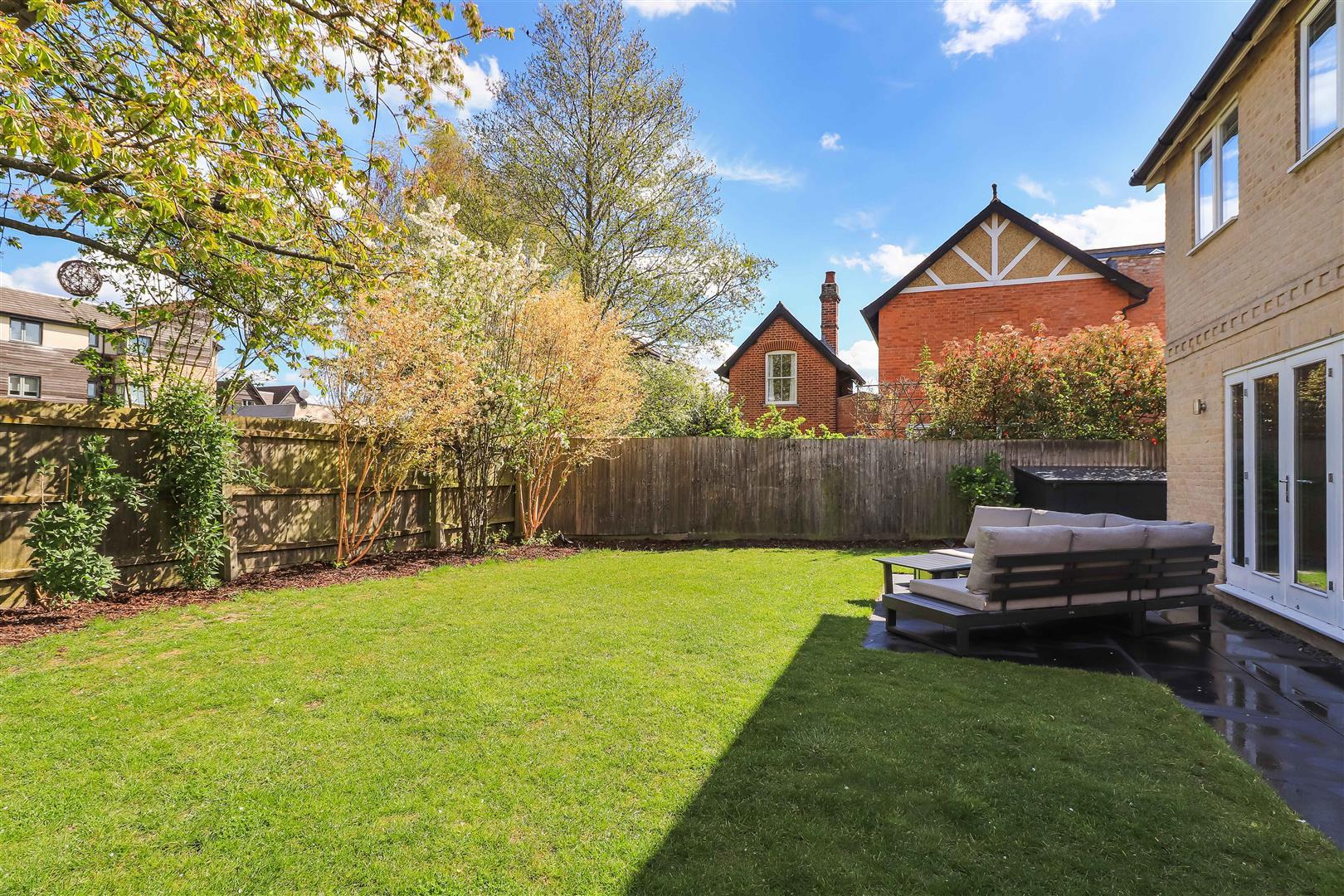 Property Image e2db7805-a27f-46de-a48d-55a47449f02d