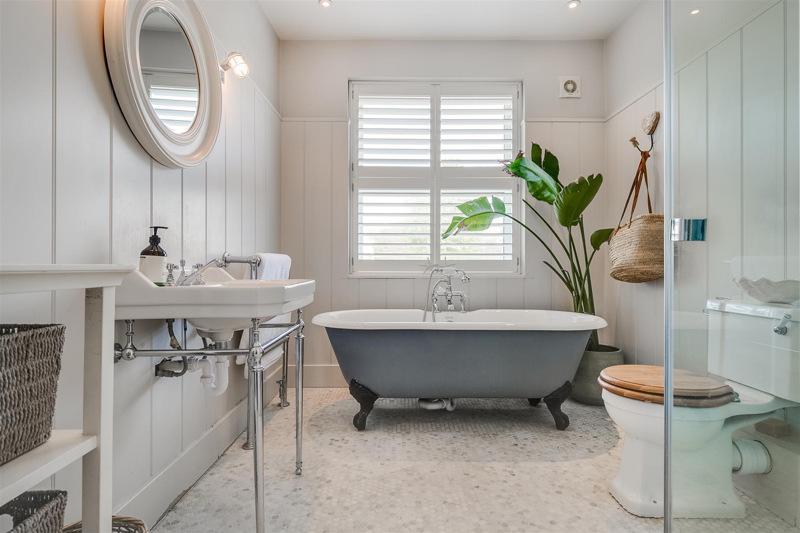 Property Image e2db9ce1-258f-42db-a3e0-1cc8ca52ff53
