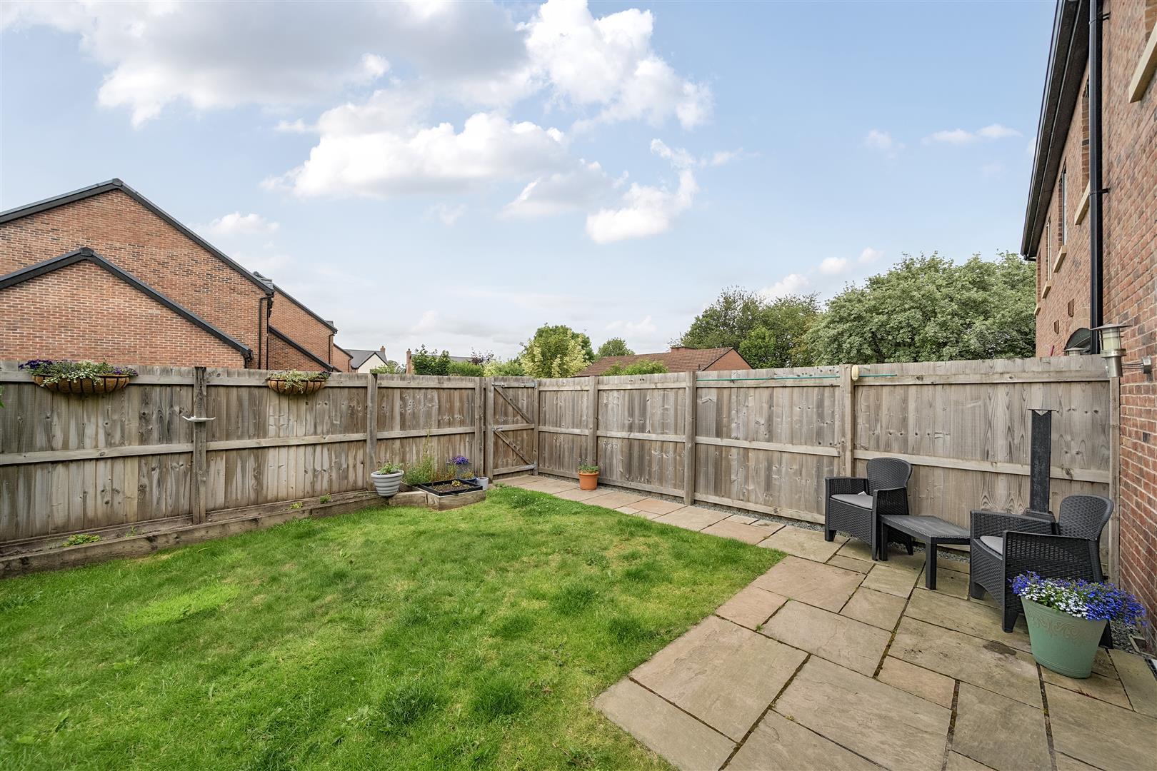 Property Image e2e5682f-677b-4745-8a66-084097ad2f56