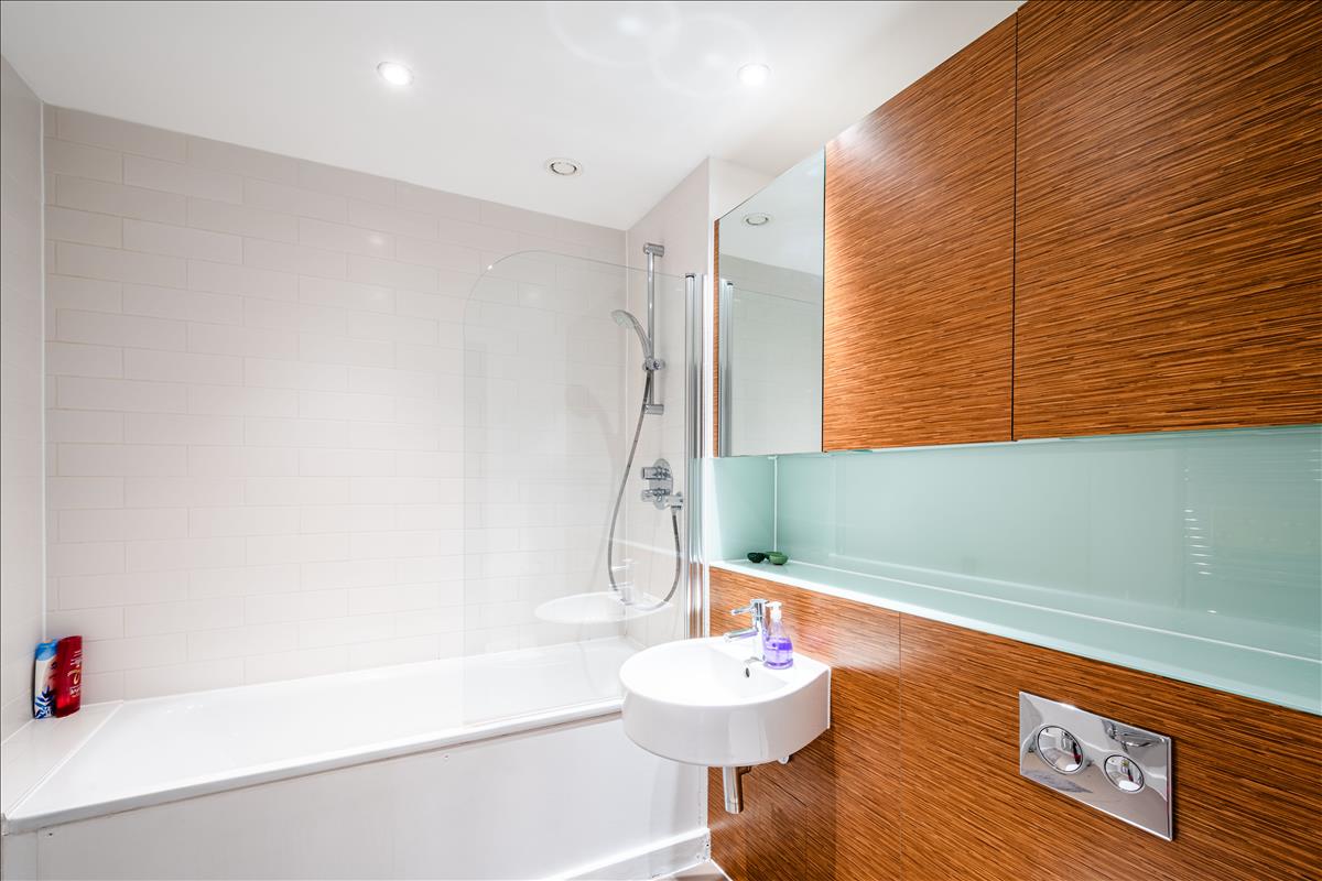 Property Image e2fc3ccd-9dca-40f9-b61e-6d9152812e49