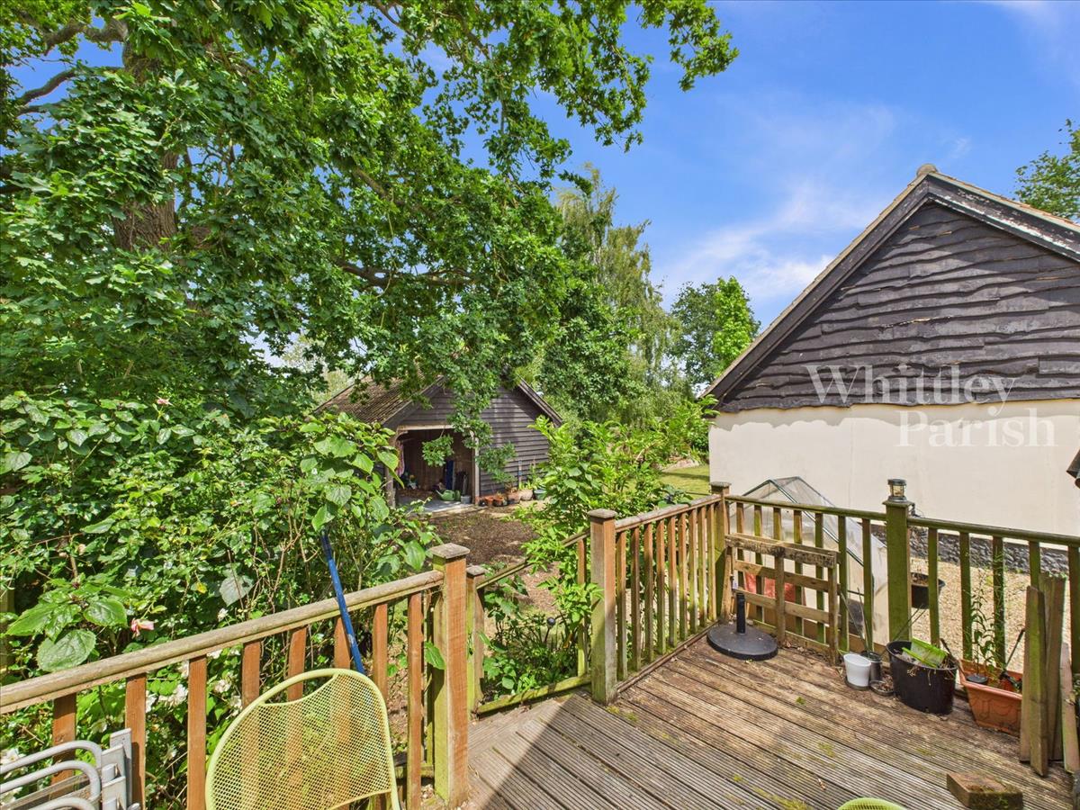 Property Image e300a5f4-4dc6-4025-8011-19253d22feac