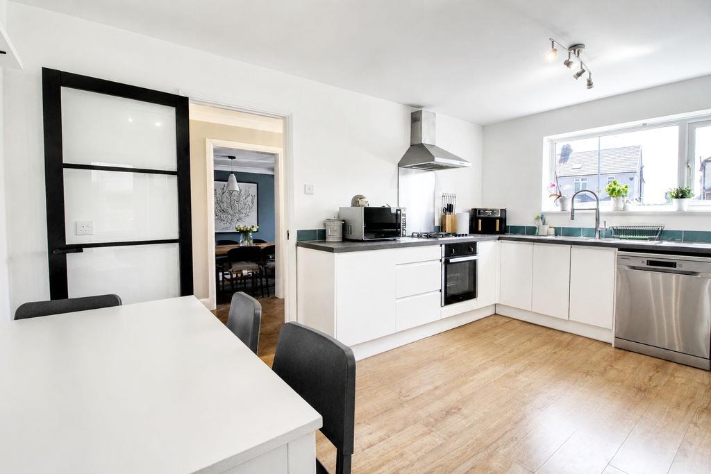 Property Image e30788ba-f54b-4336-a29f-75da7ed56d3b