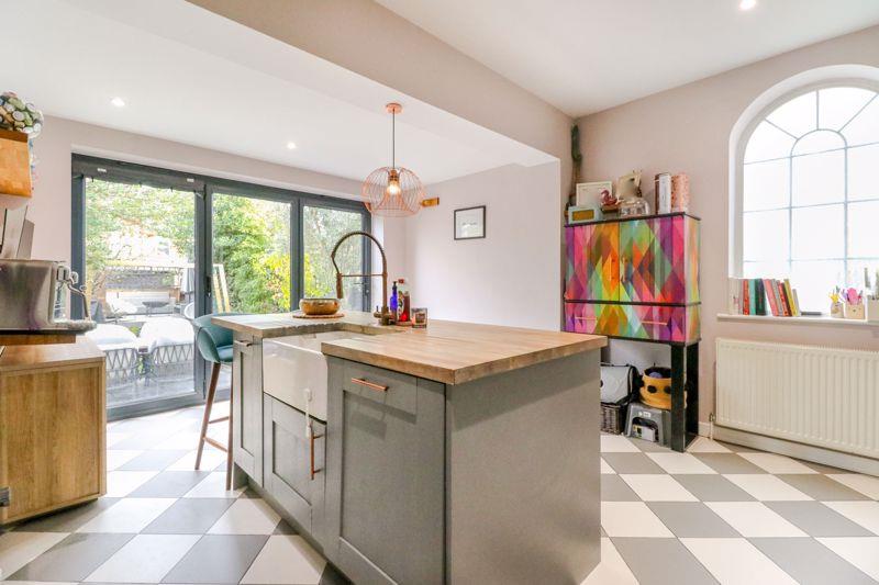 Property Image e30a4538-ac1a-4e5a-be96-c31e441816b6