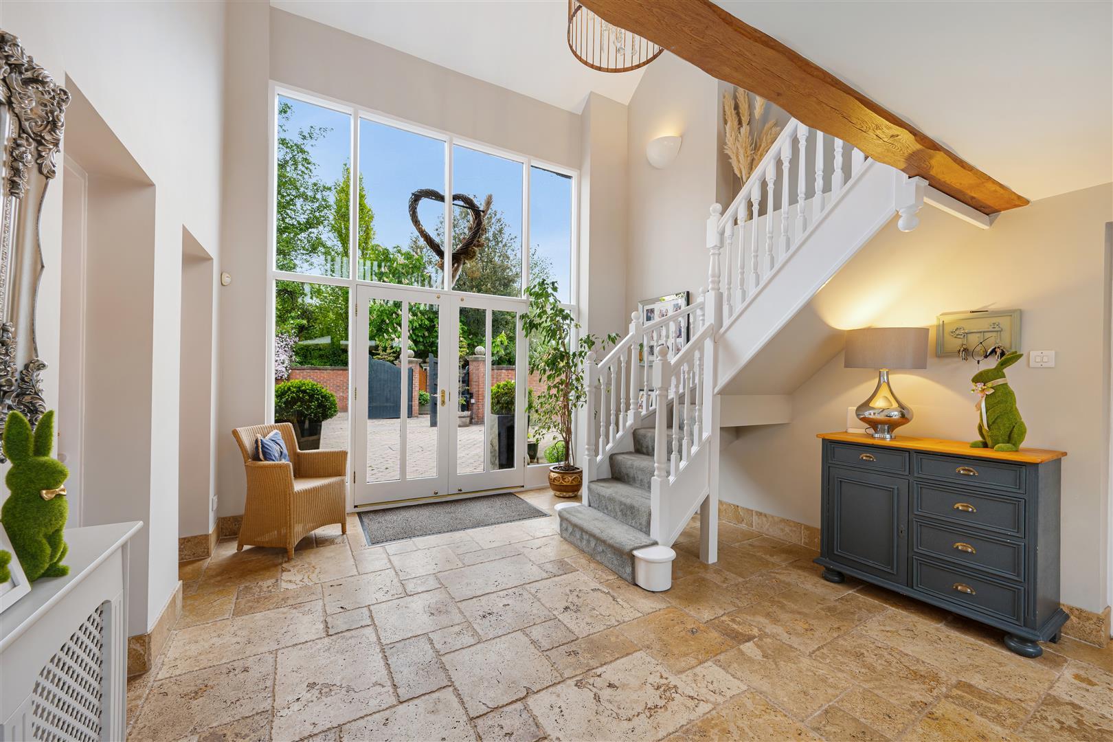 Property Image e30aaa5d-29cd-4269-90d7-937c1f093b5e