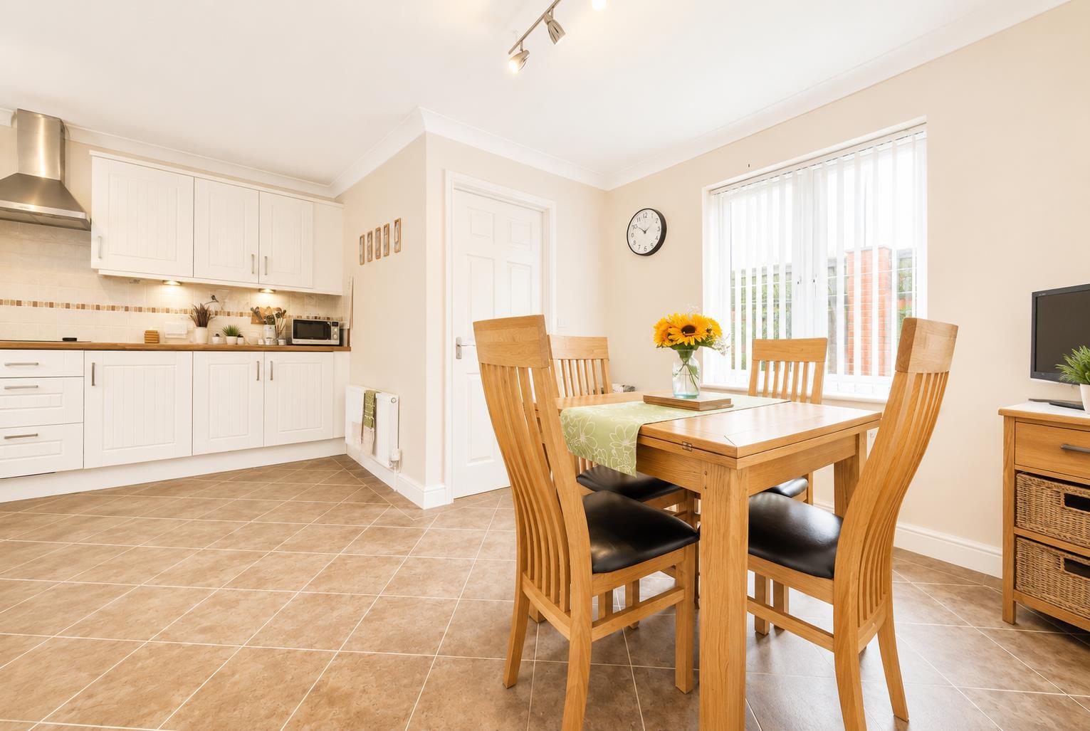 Property Image e31f1454-e88a-4065-bdcd-54896429c464