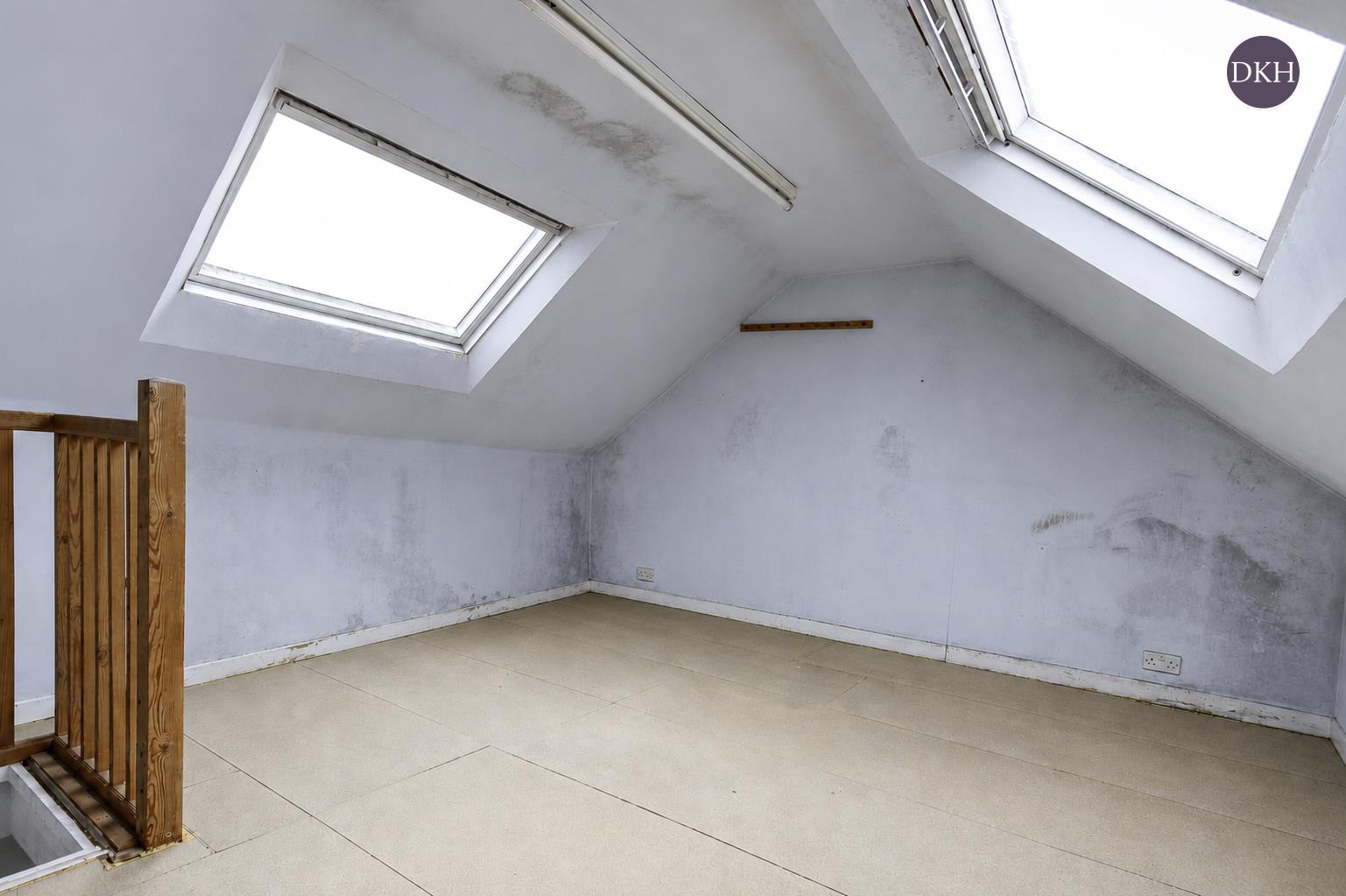 Property Image e320f2d5-92b8-484f-81d0-8600996af44a