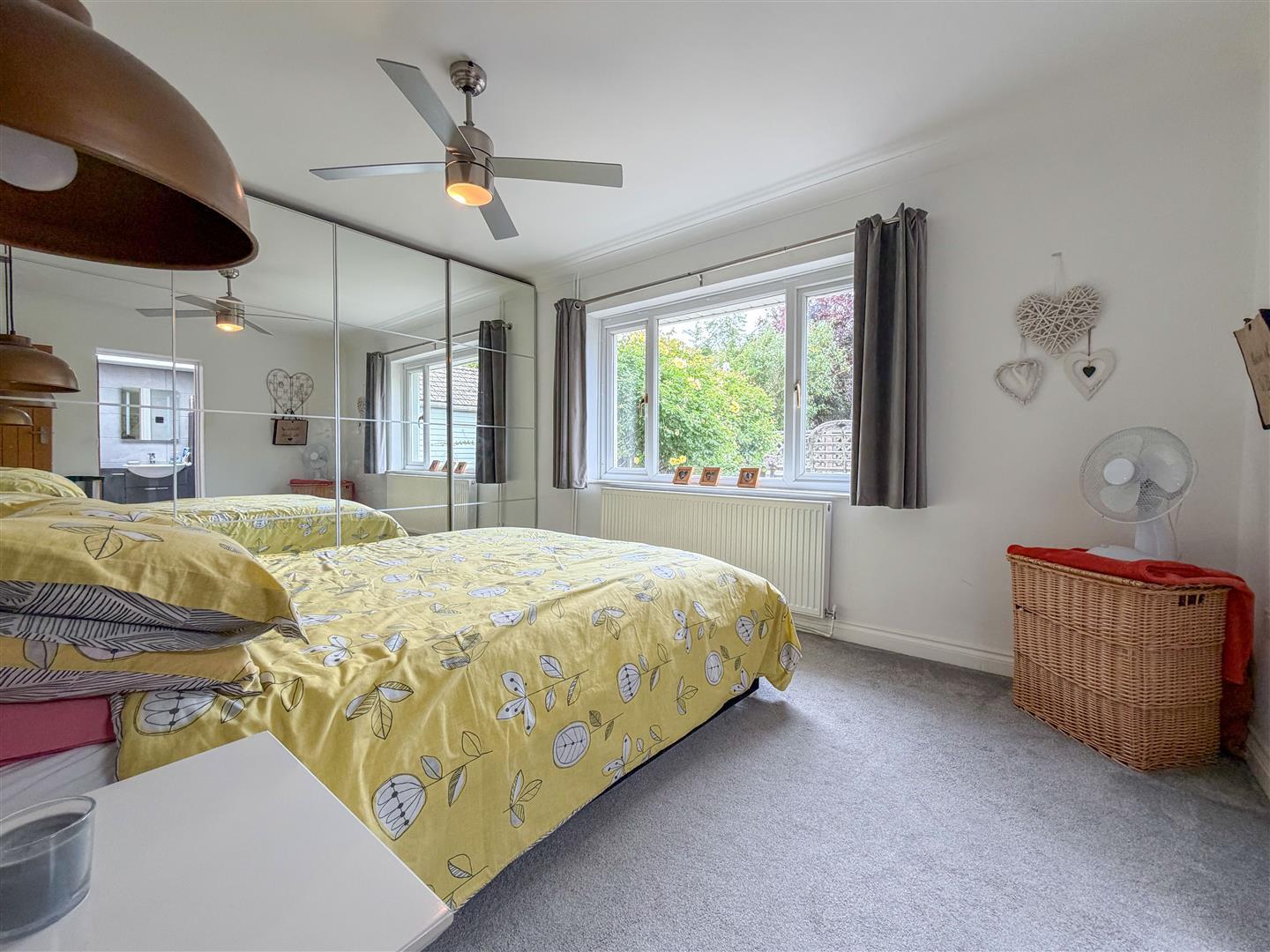 Property Image e323816e-ed48-44aa-8a00-e526ca6c096a