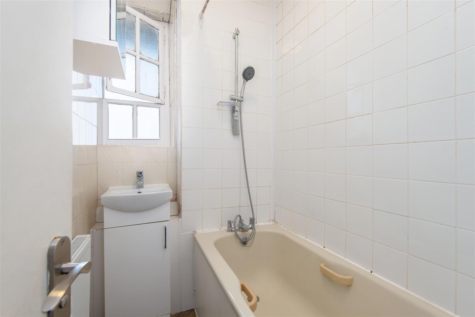 Property Image e32d05b3-741d-4126-ba83-6fbb352455aa