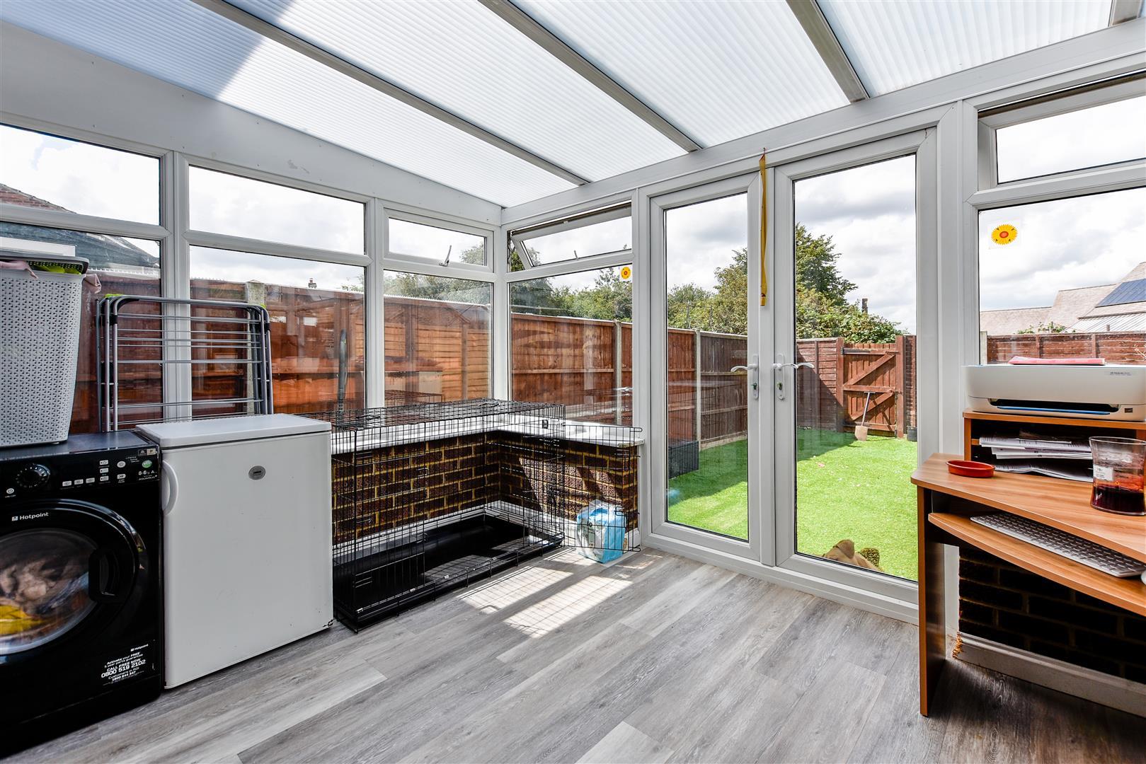 Property Image e331d5db-497f-4a47-9785-7aefaf27fbe8