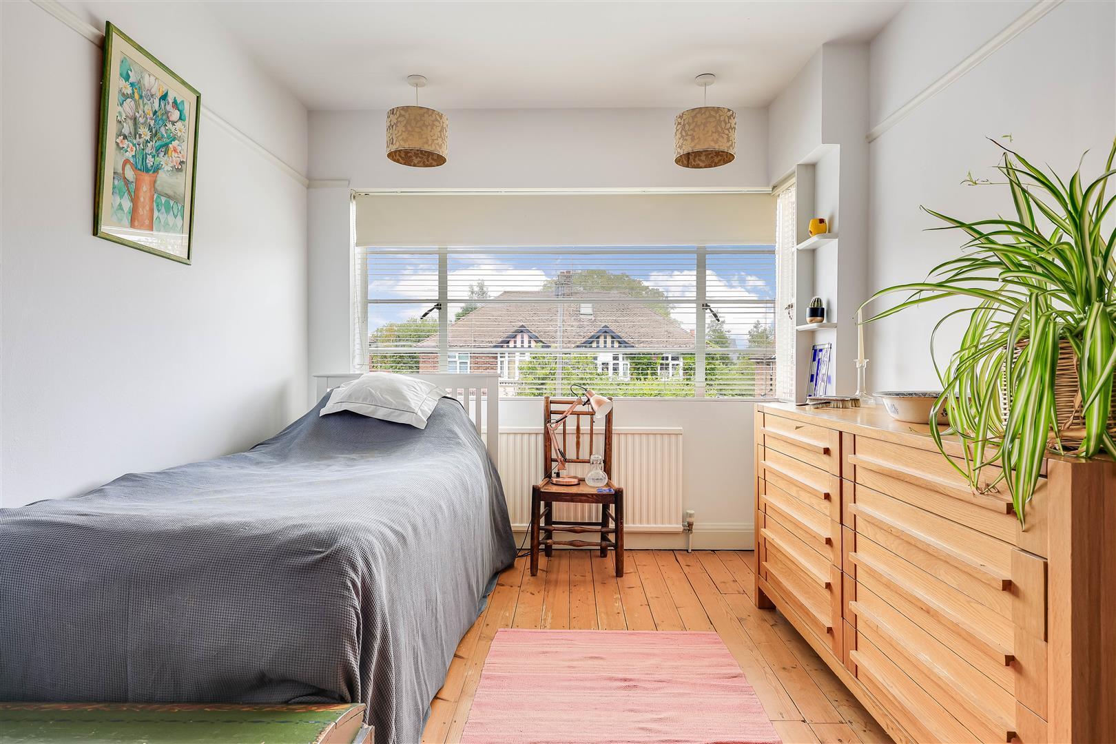 Property Image e3335ad0-35fb-401c-85c5-96bb33b79c66