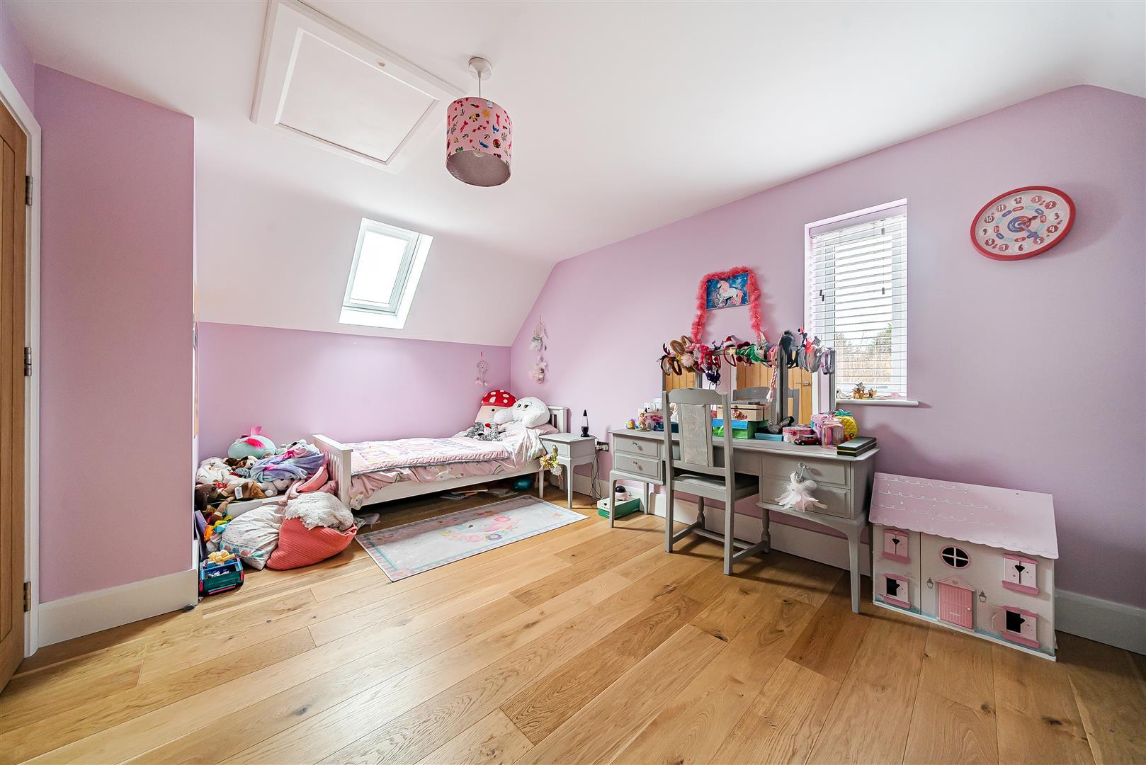 Property Image e33aa7dc-d3ae-4edb-982b-eeac89f86e8b