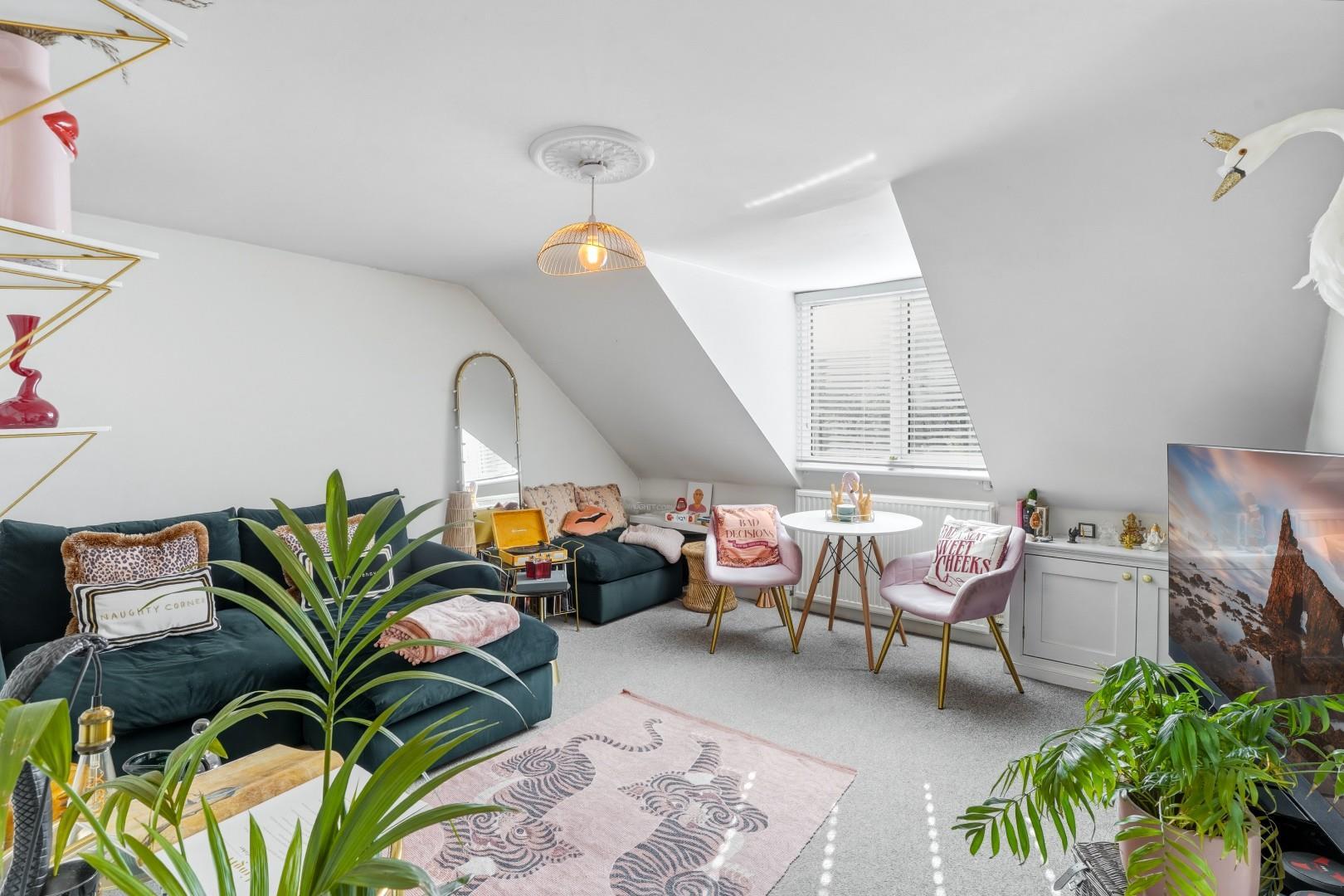 Property Image e3424016-1db3-46c8-a063-12587a418338