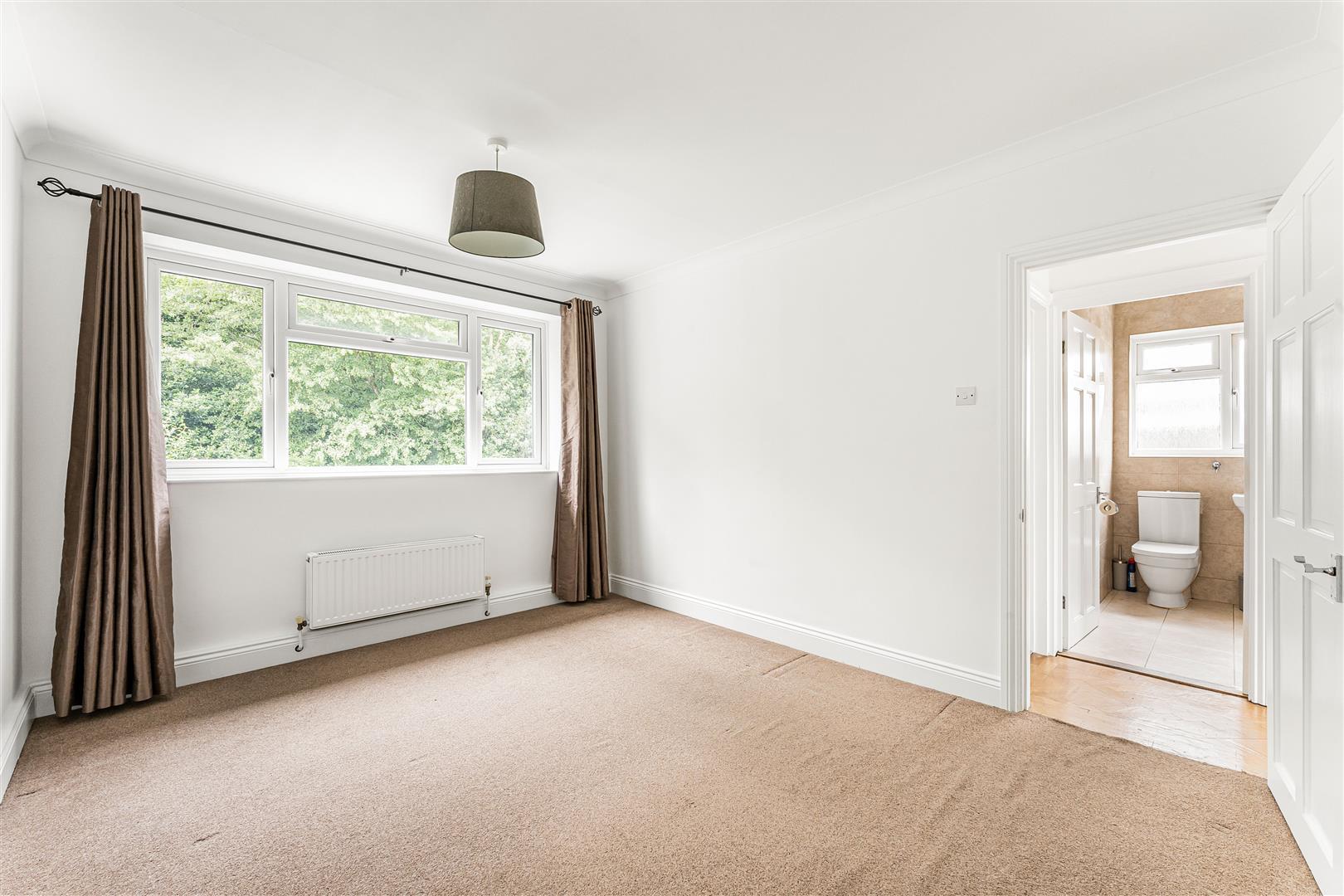 Property Image e34af370-3cb9-4521-9648-c332f063407c