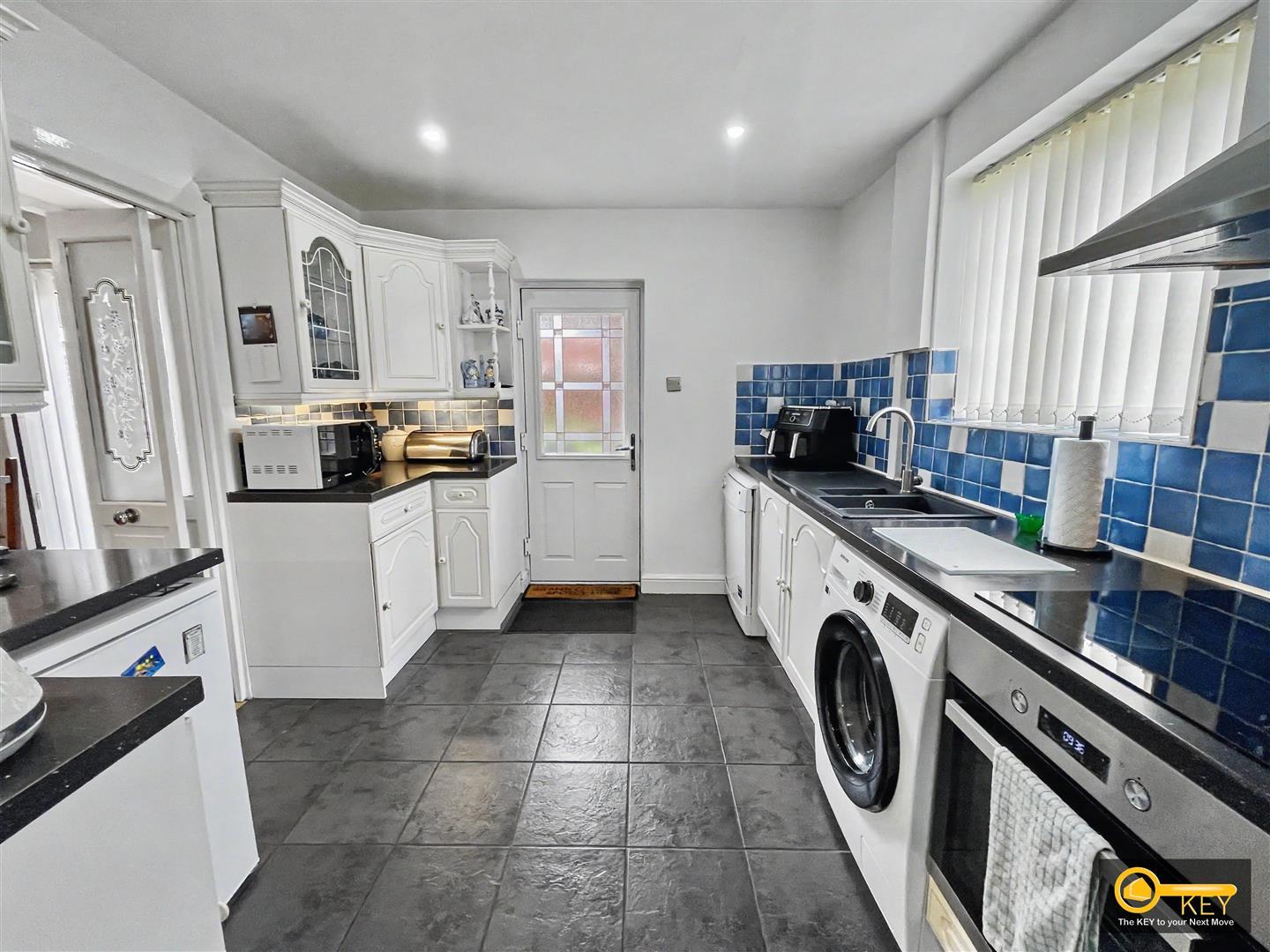 Property Image e3549802-756f-4028-b5d0-10102ddb9600
