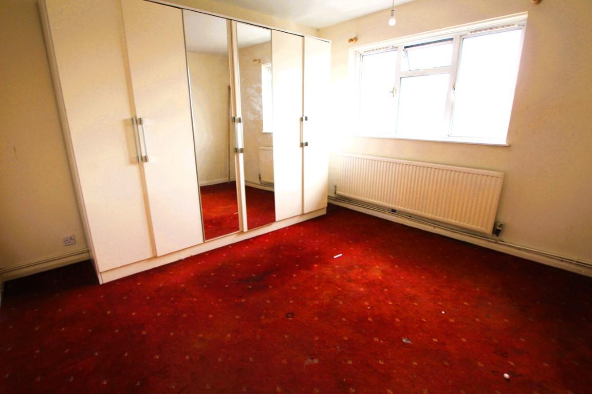Property Image e355831a-1f59-400f-9aaf-13c2fcd34599