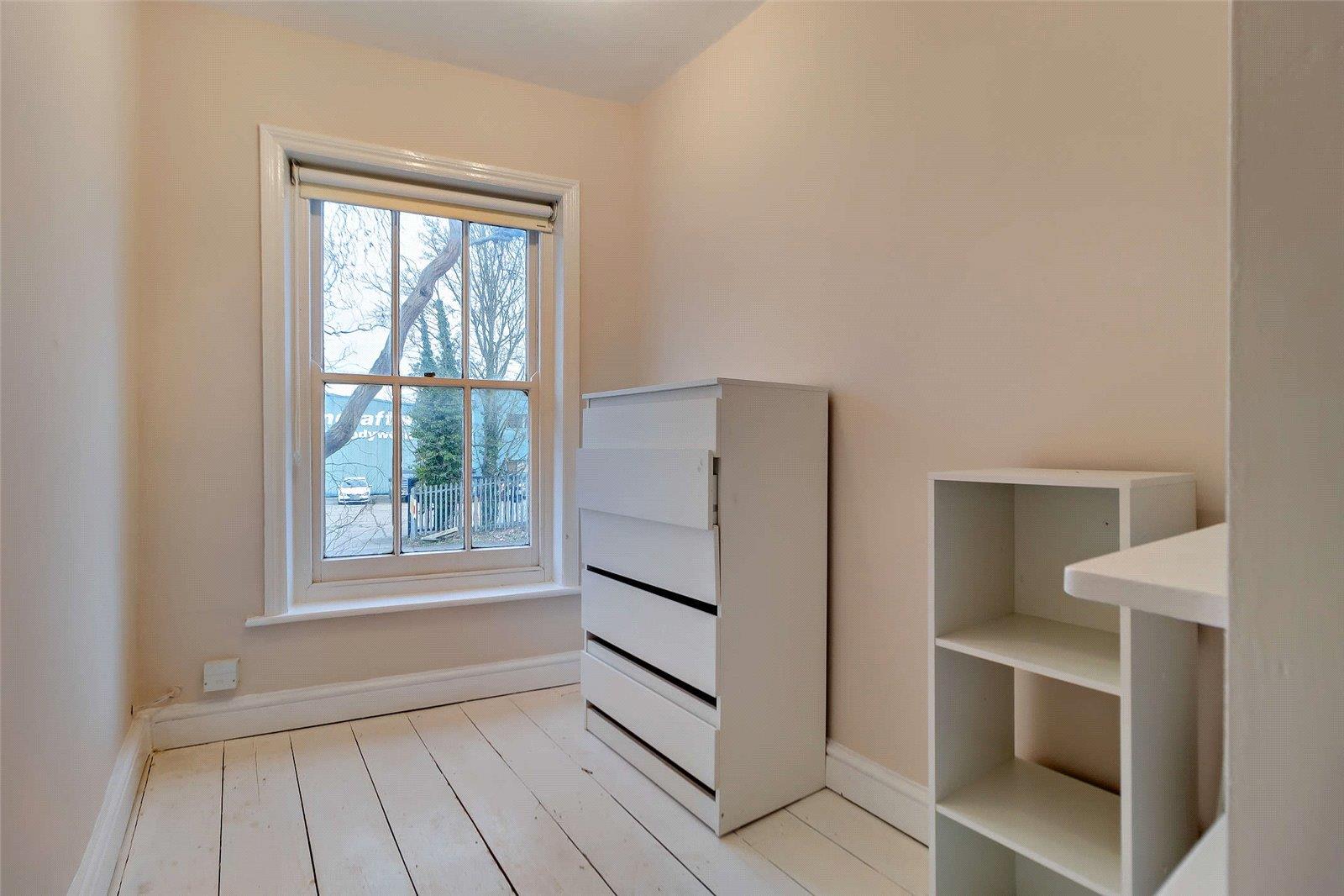 Property Image e35f38ea-e049-4644-a177-543b80eaf30b