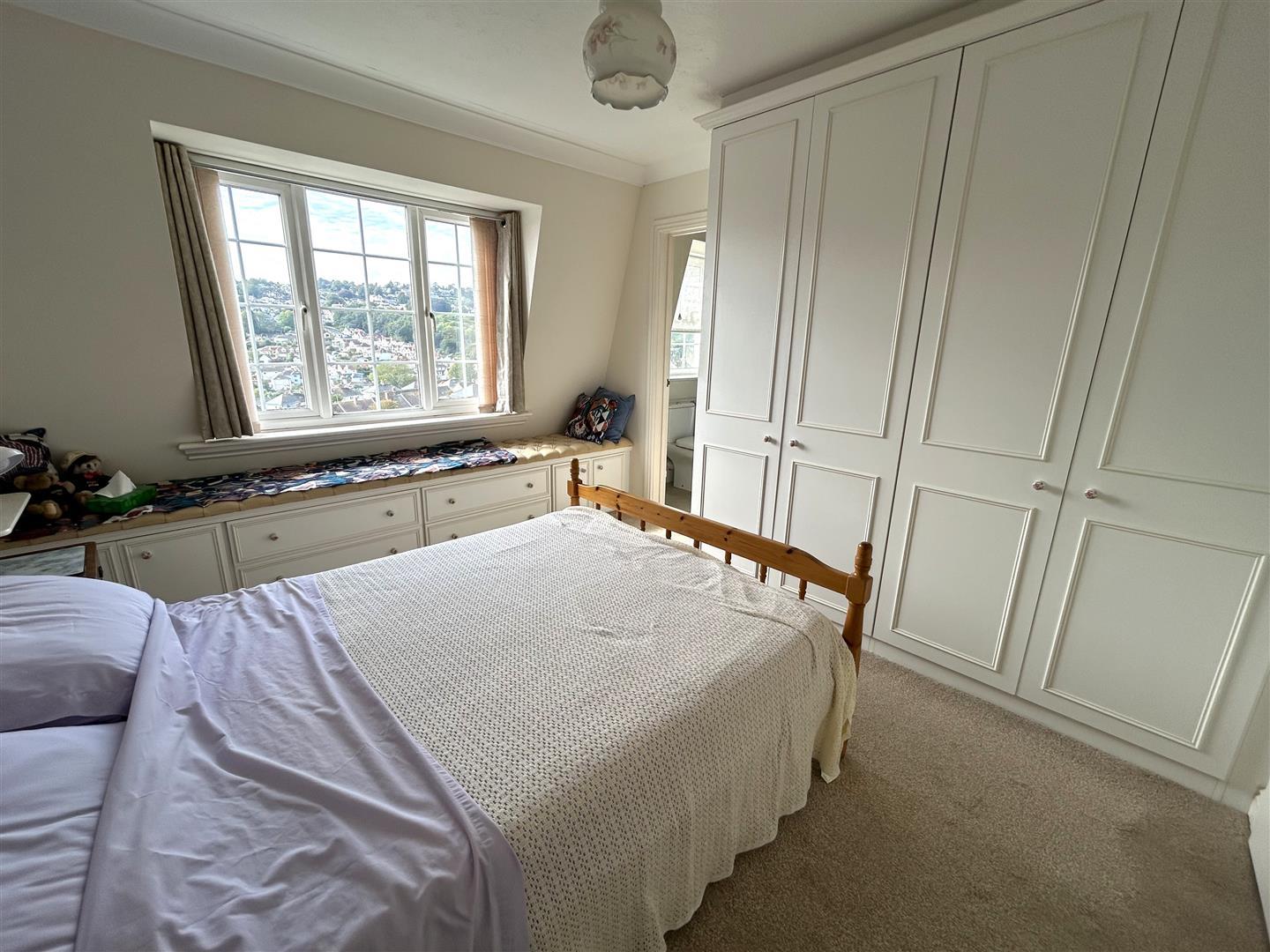 Property Image e369dc53-ca7d-4d34-8c72-cde99f900695