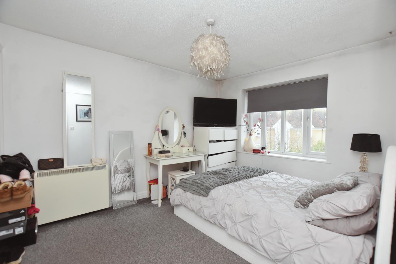 Property Image e3714306-1b47-4fad-936e-4beca6c1b6ae