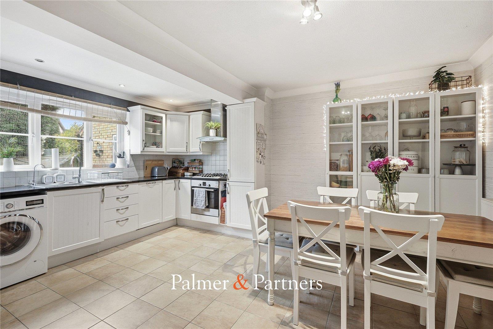 Property Image e377a1e0-865a-42b3-95e4-e92ab77b9727