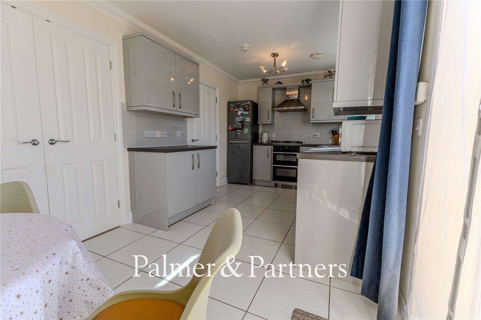 Property Image e37cfd95-2045-47b4-942e-892ea1f06c26