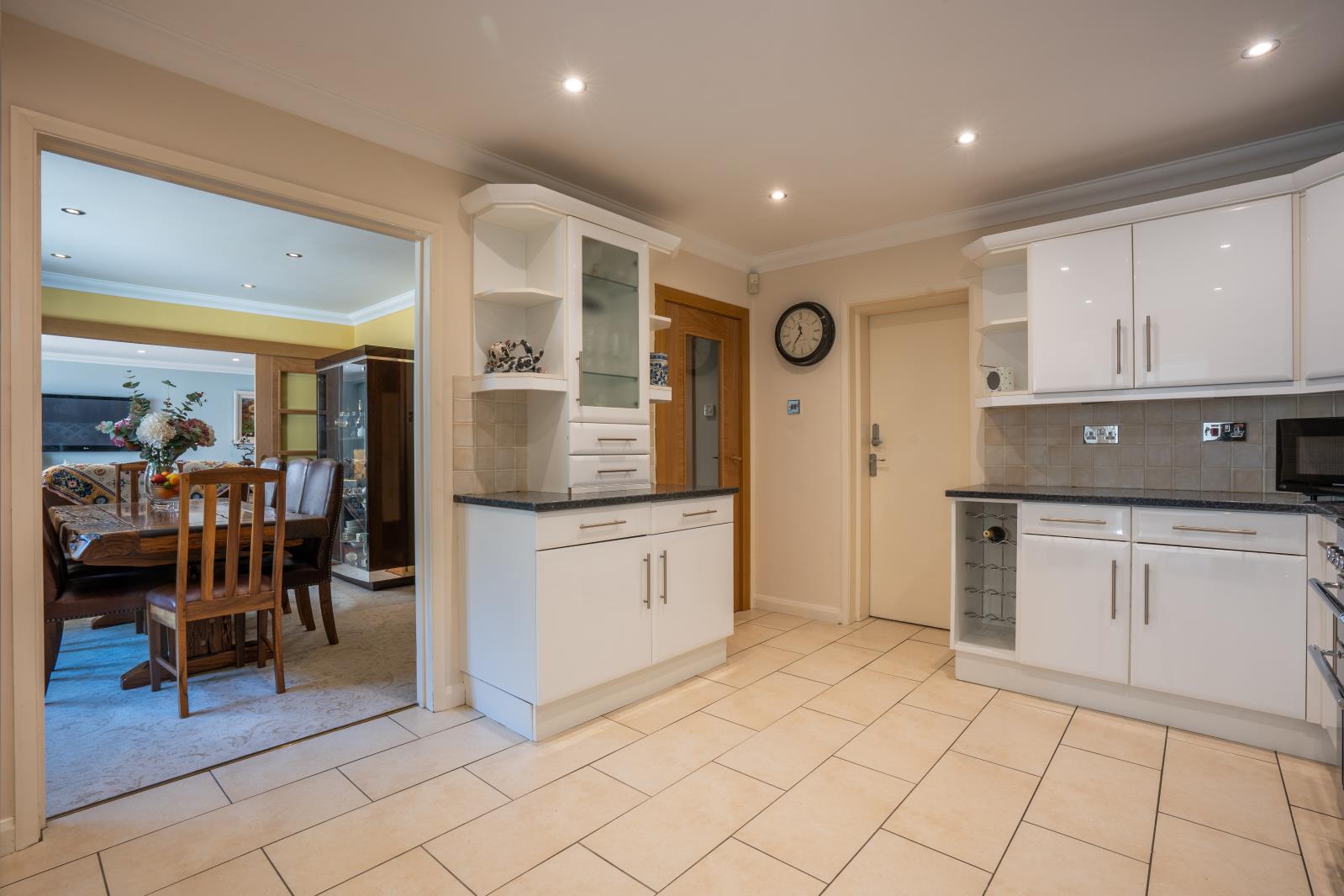 Property Image e37f147b-97ad-42d8-afd4-6075142beb59