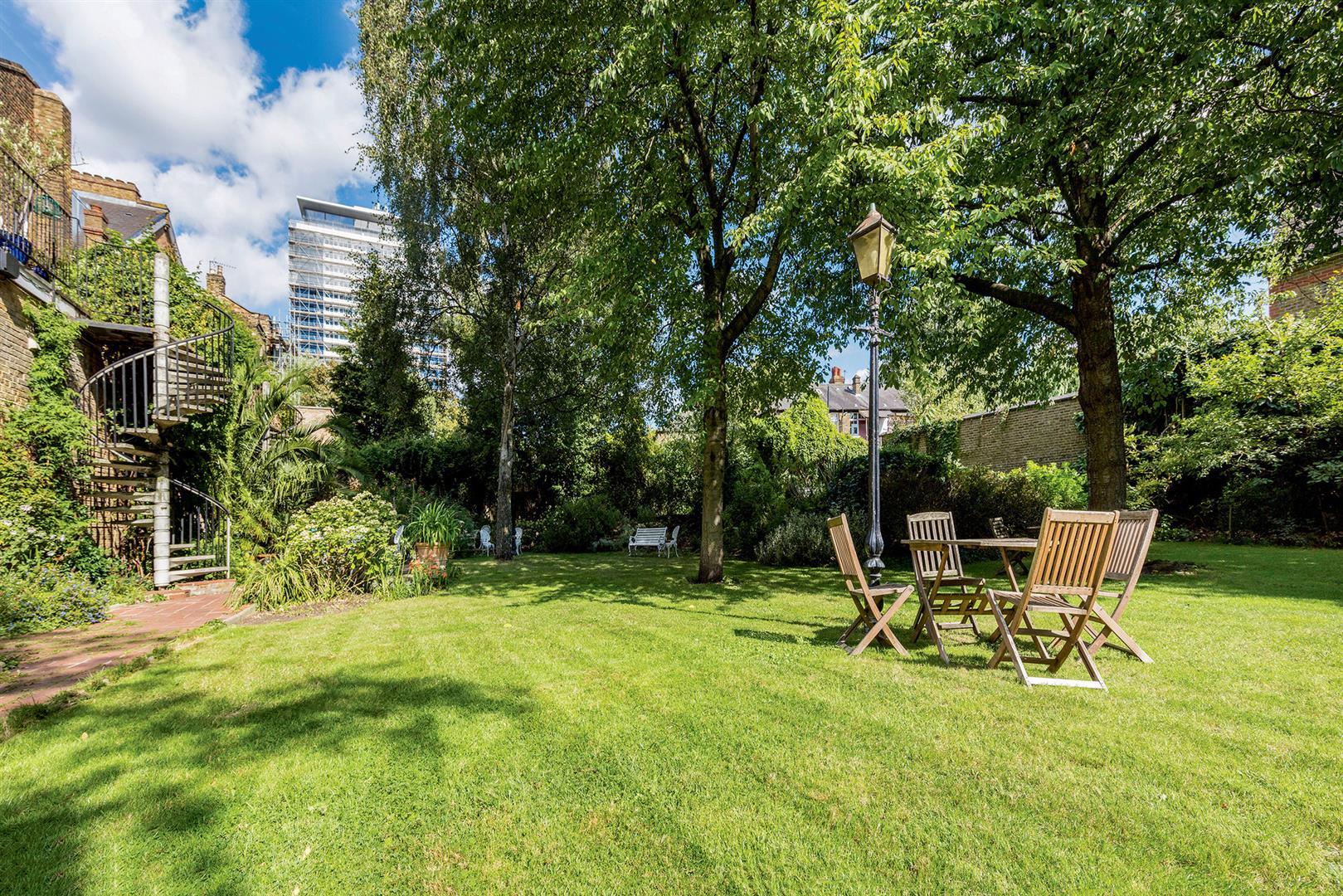 Property Image e3872fe5-cae4-47a9-aa40-6a7cba983fbc