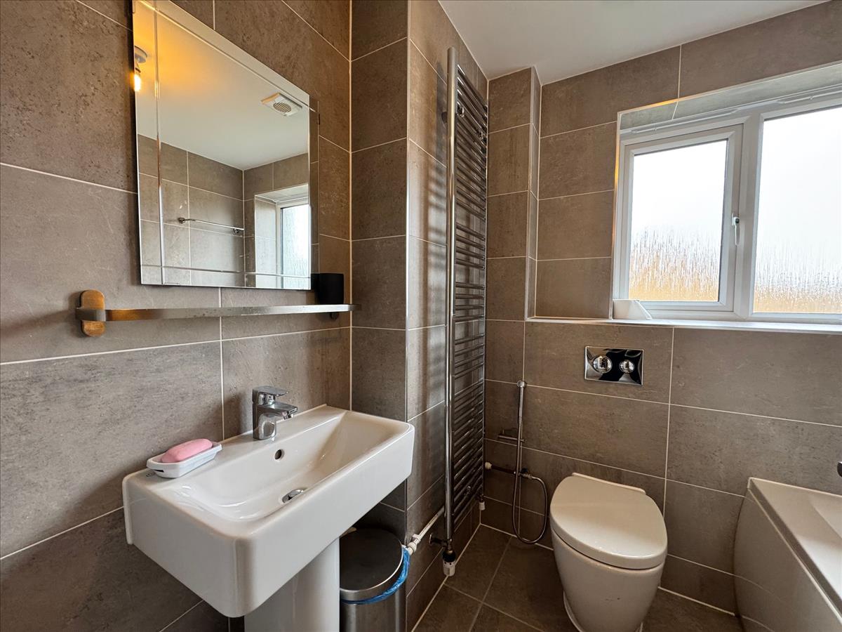 Property Image e387efc3-e933-4e4d-90d6-3a8631256569
