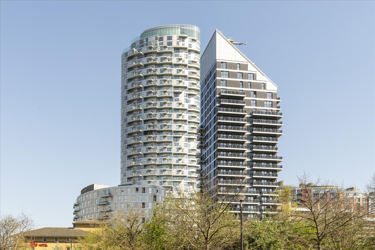 Property Image e390a0bf-7ba0-4742-8501-71df3b191e08