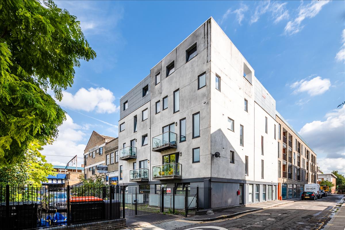 Dalston Lane property for sale 