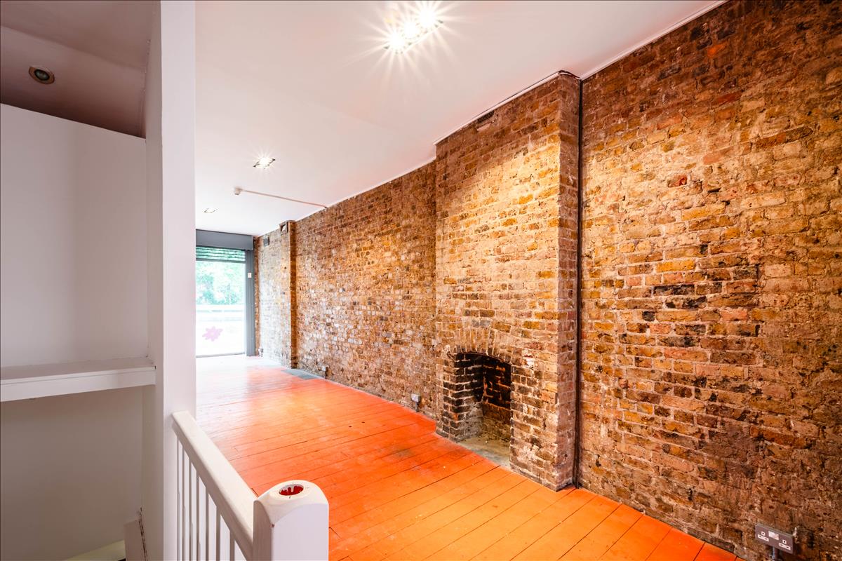 Property Image e3a5fa70-cc29-465a-bcf6-47efda9a5eac